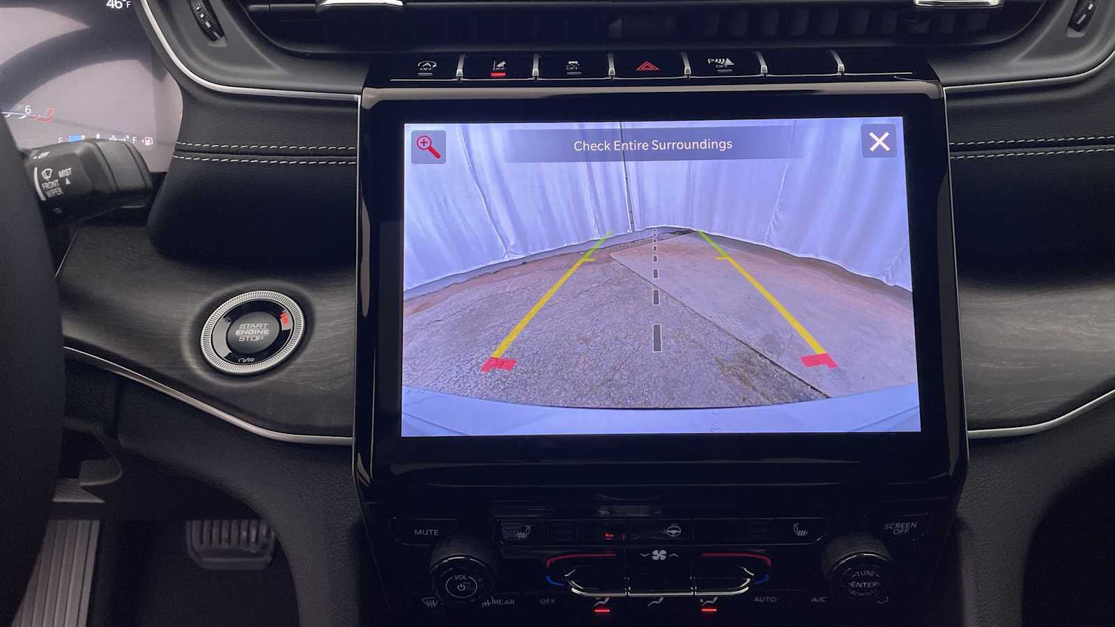 Thumbnail: 2025 Jeep Grand Cherokee - 5