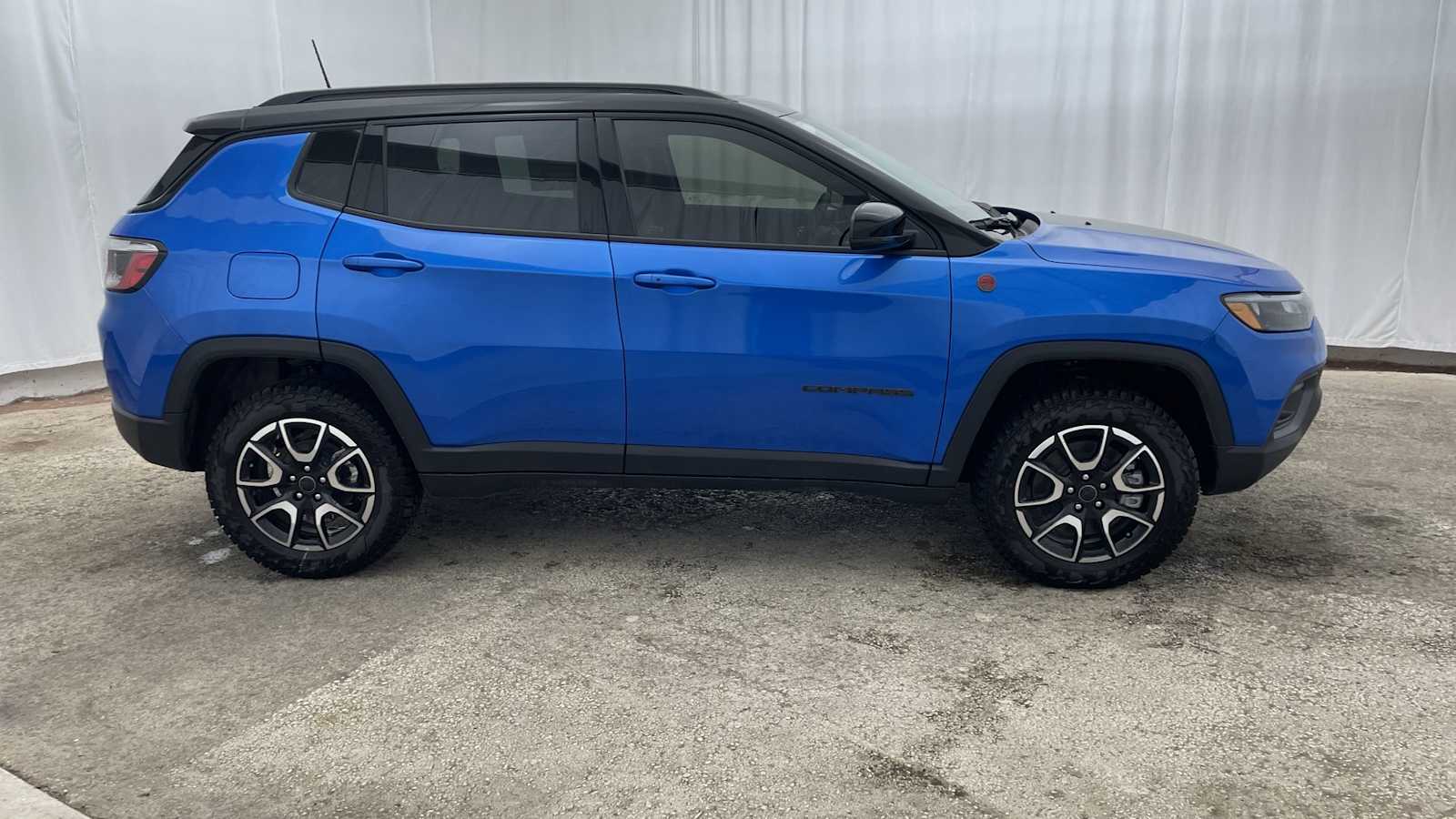 Thumbnail: 2026 Jeep Compass - 33