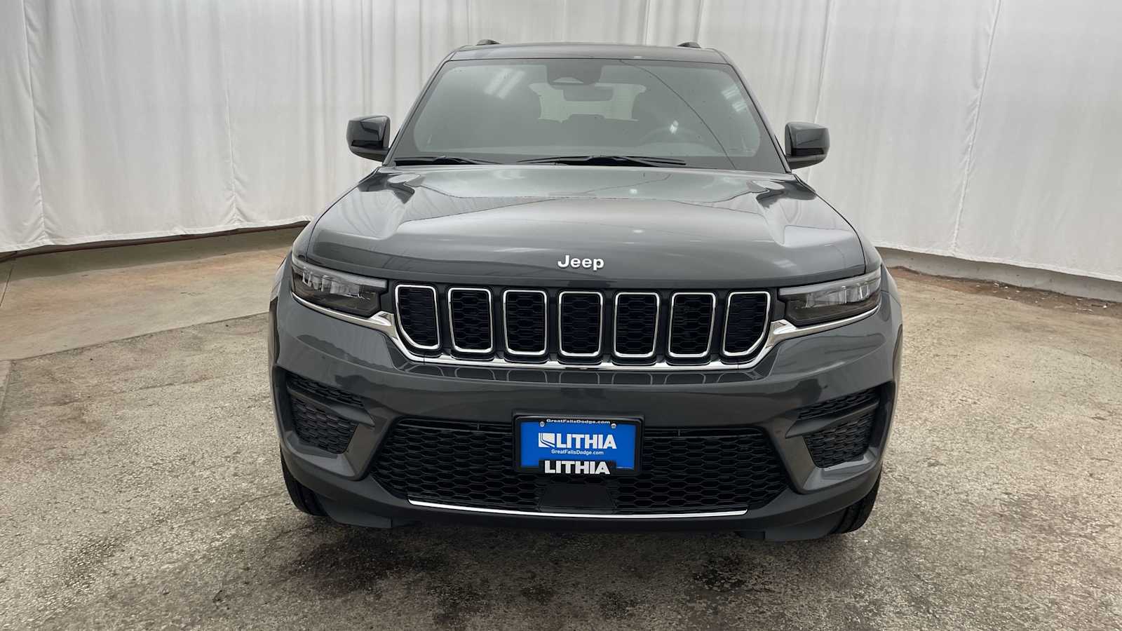 Thumbnail: 2025 Jeep Grand Cherokee - 37