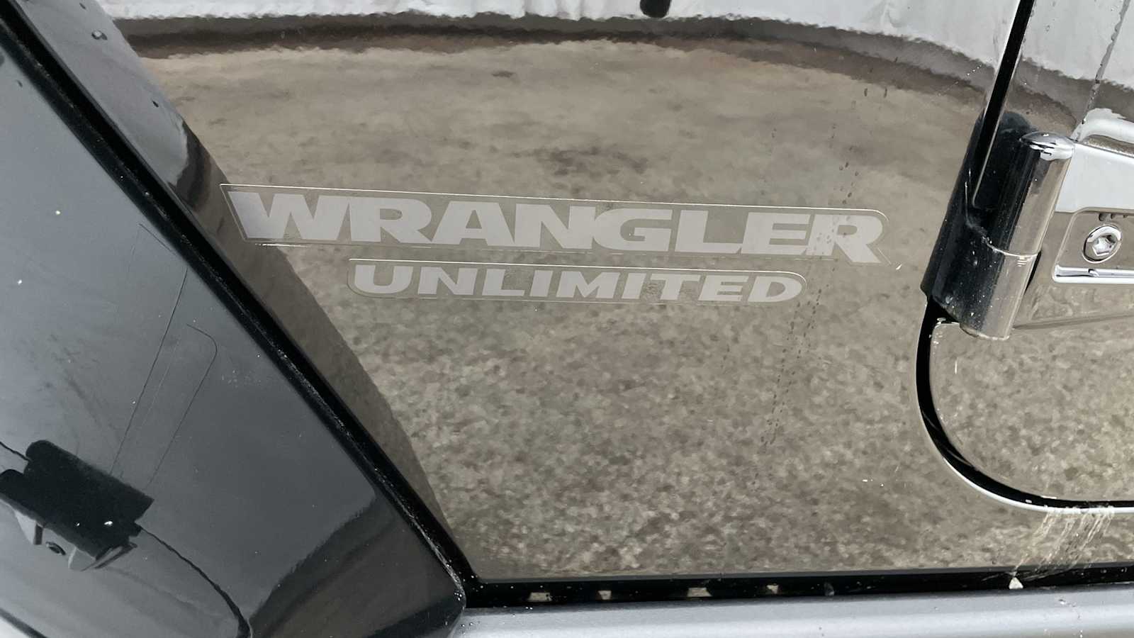 Thumbnail: 2016 Jeep Wrangler - 38