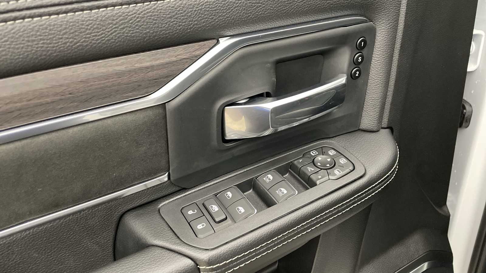 Thumbnail: 2026 RAM 3500 - 7