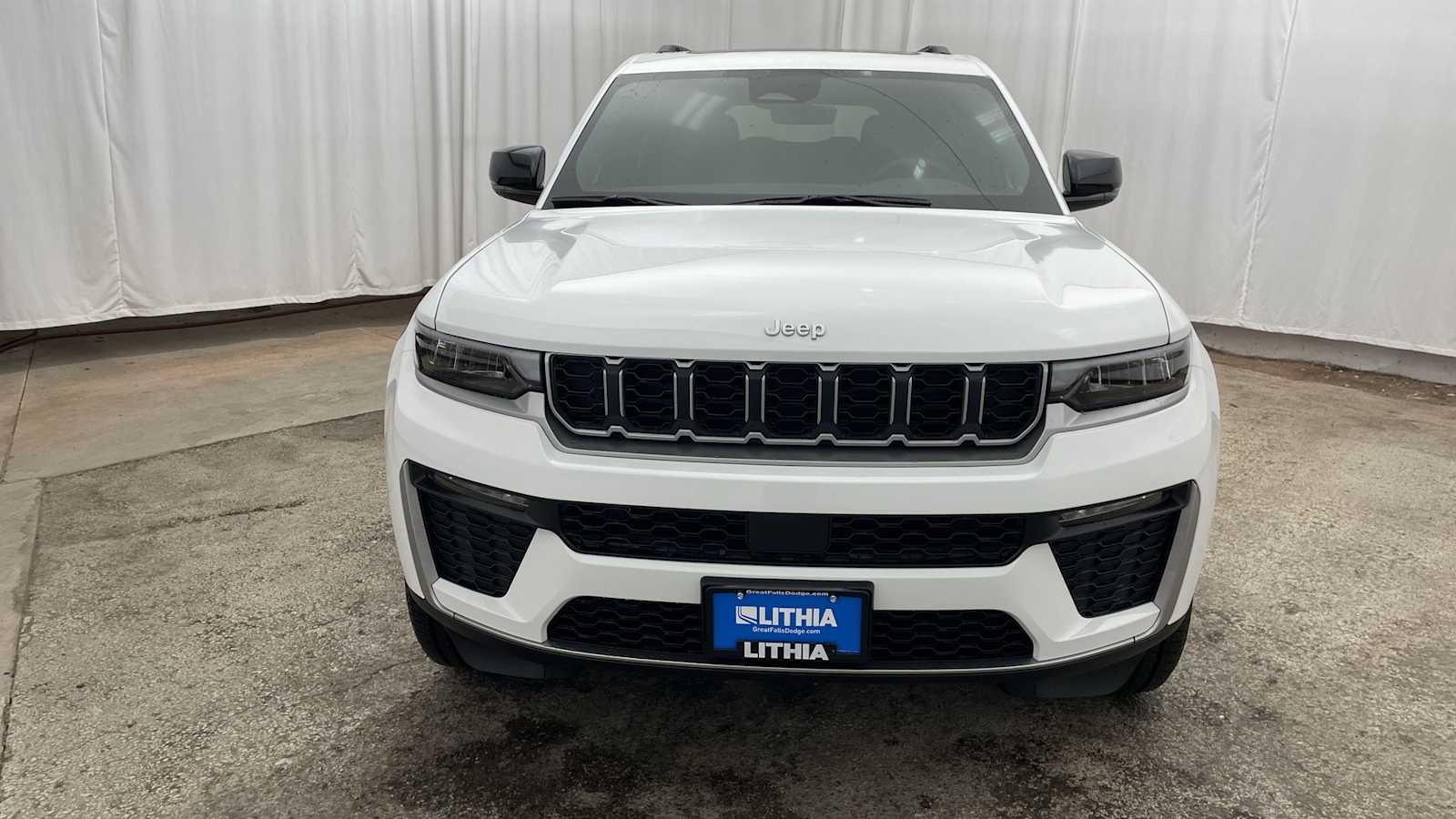 Thumbnail: 2026 Jeep Grand Cherokee L - 40