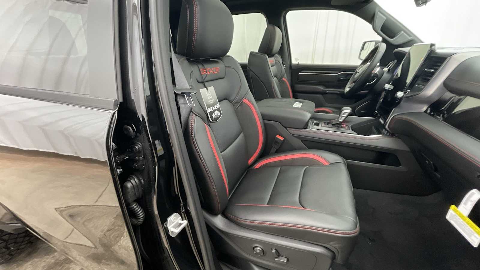 Thumbnail: 2026 RAM 1500 - 13