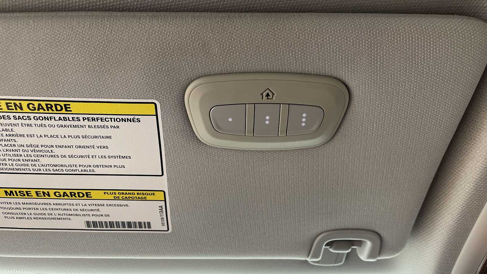 Thumbnail: 2020 Jeep Cherokee - 26