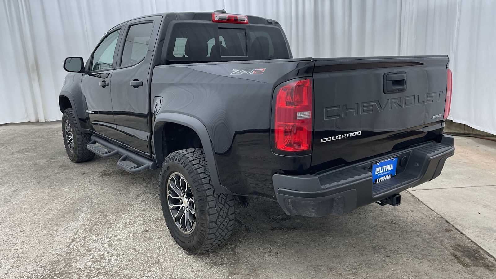 Thumbnail: 2022 Chevrolet Colorado - 34