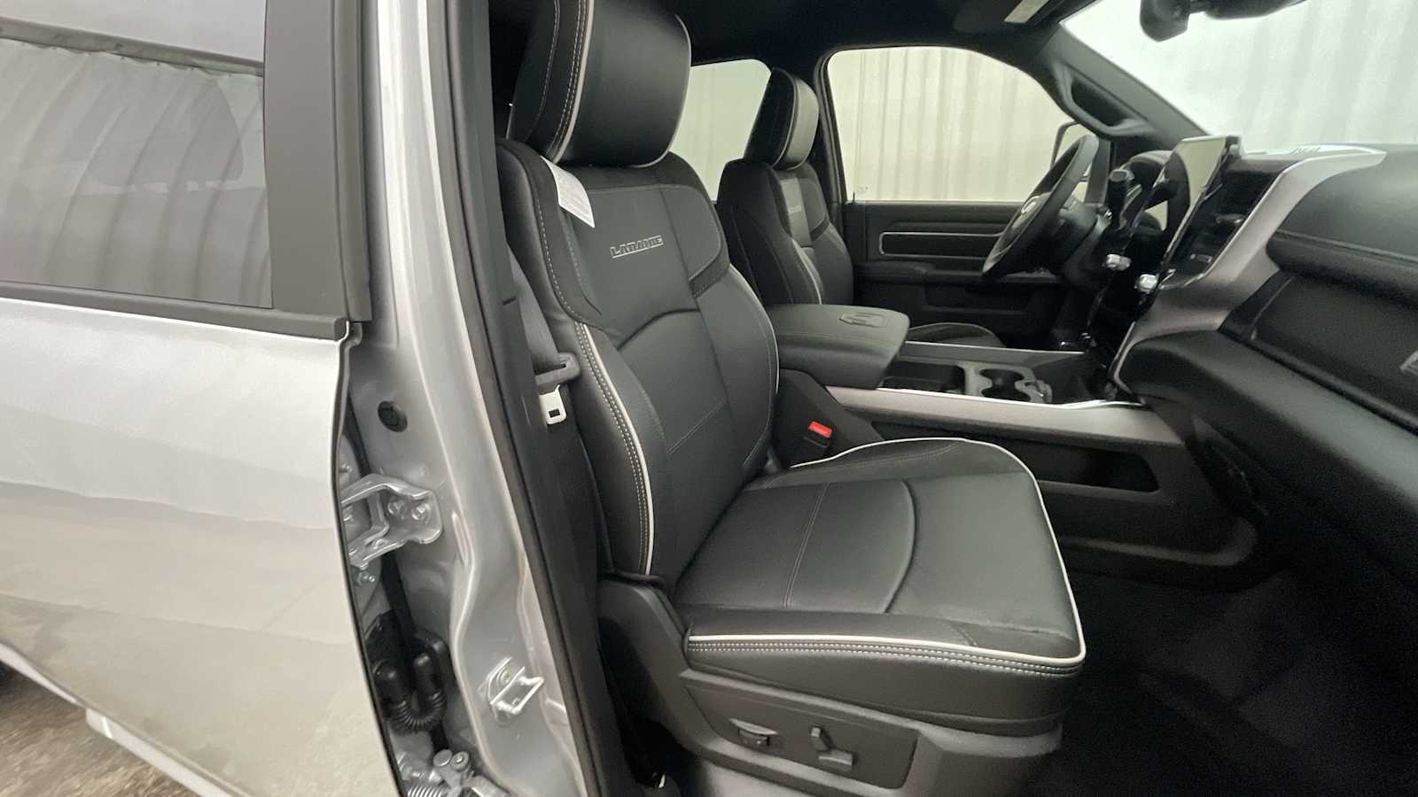 Thumbnail: 2026 RAM 3500 - 11