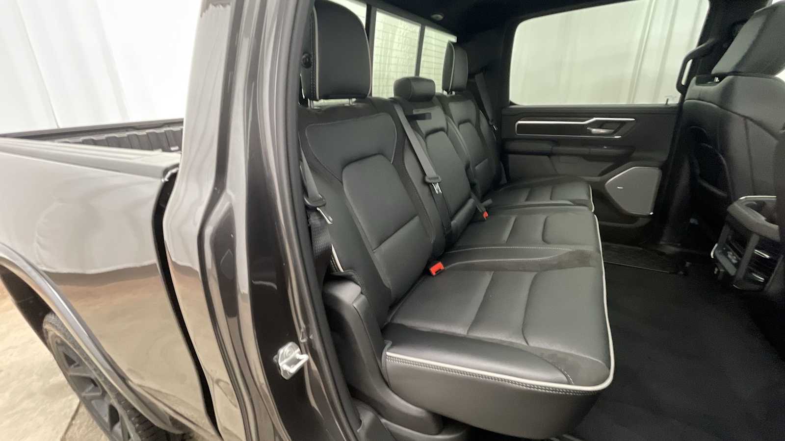 Thumbnail: 2026 RAM 1500 - 11