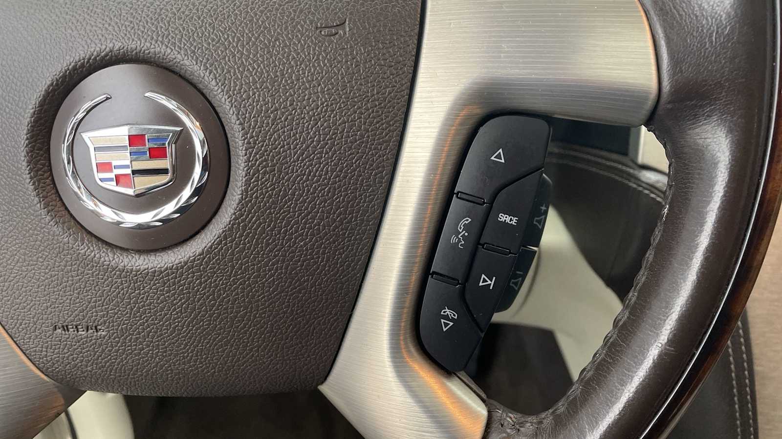 Thumbnail: 2013 Cadillac Escalade - 16