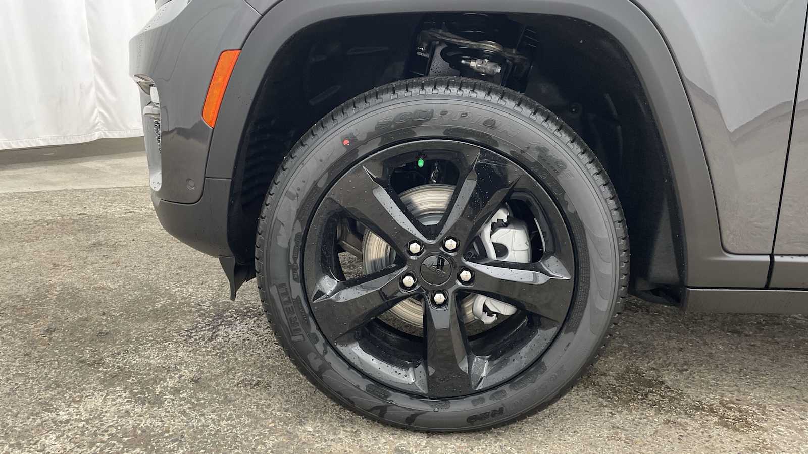 Thumbnail: 2025 Jeep Grand Cherokee - 44