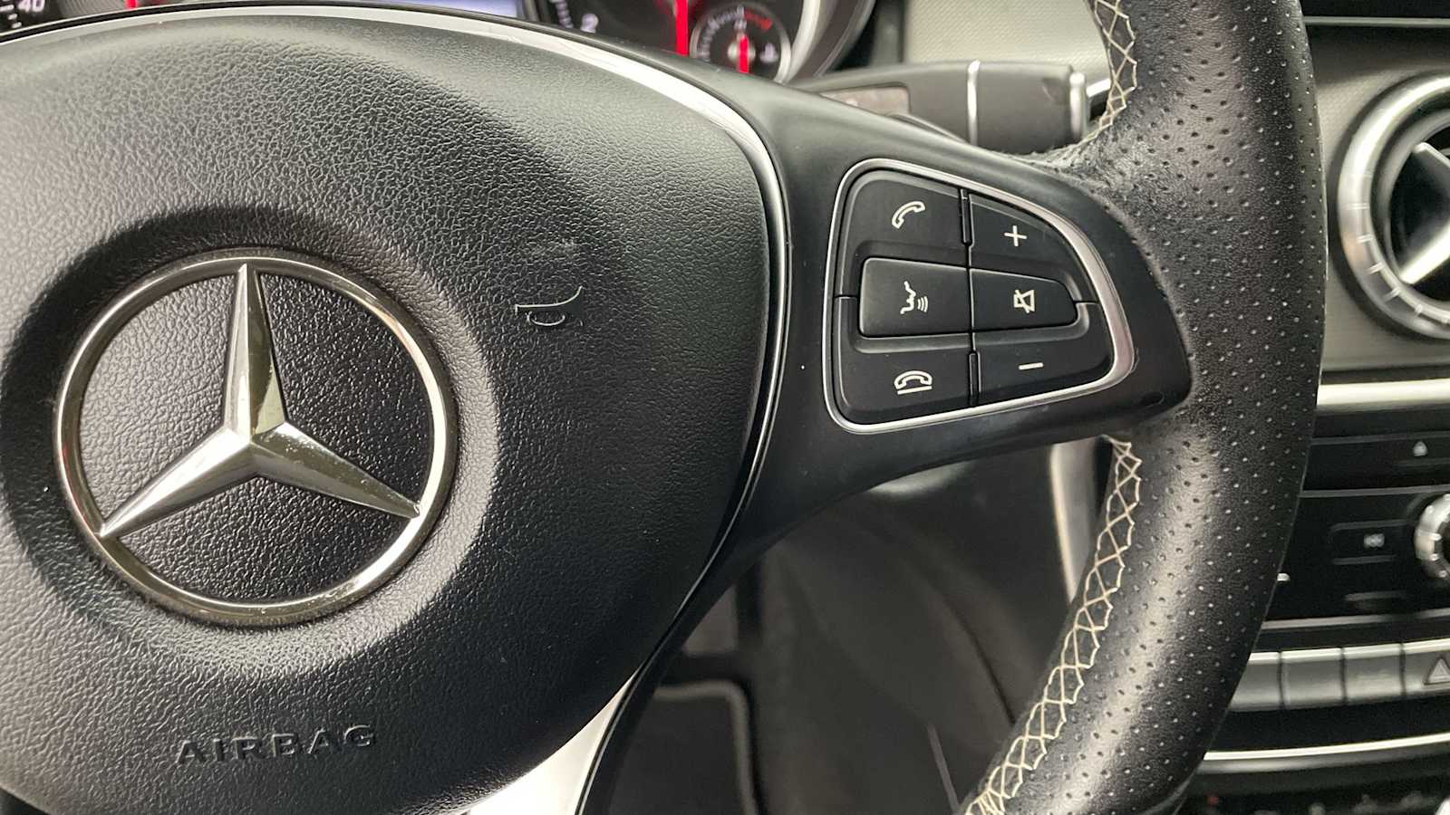 Thumbnail: 2018 Mercedes-Benz CLA - 14