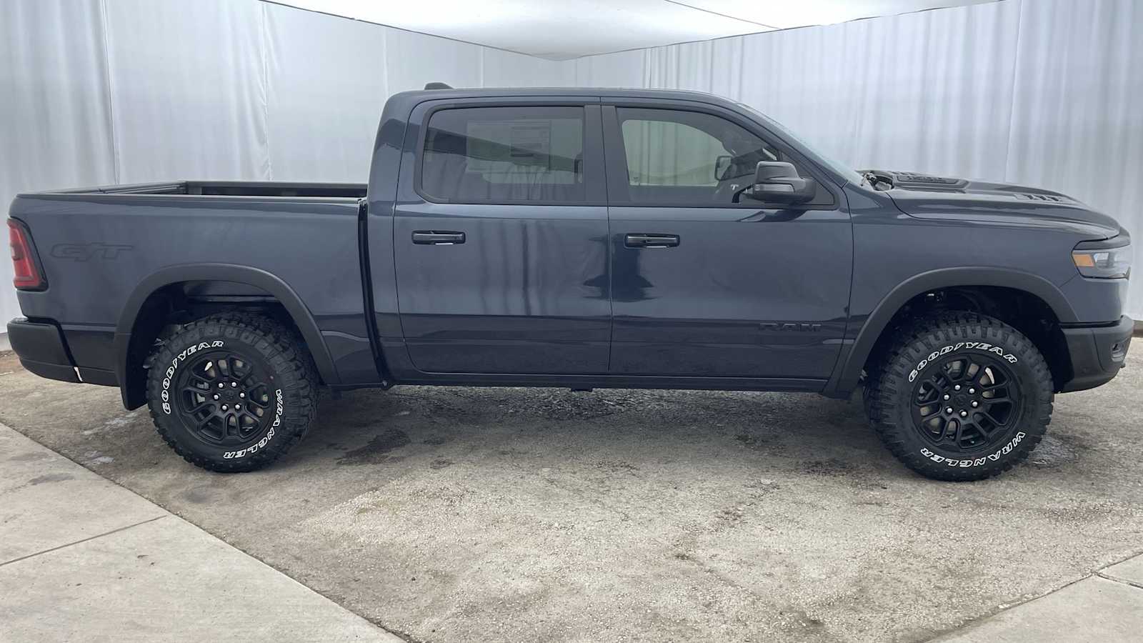 Thumbnail: 2026 RAM 1500 - 38