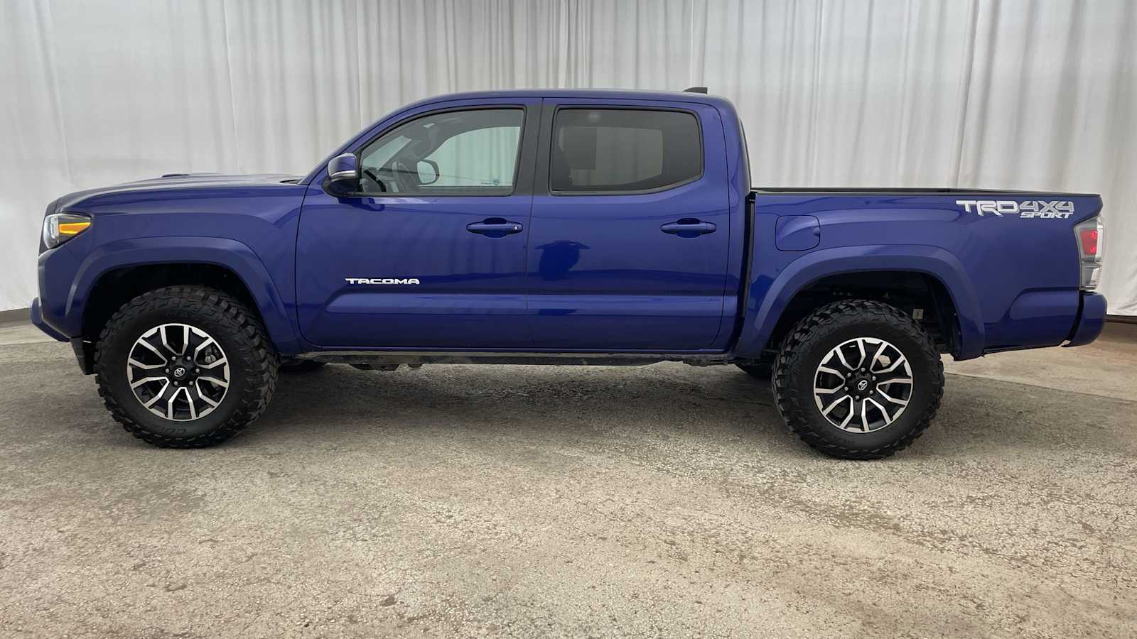 Thumbnail: 2023 Toyota Tacoma - 30