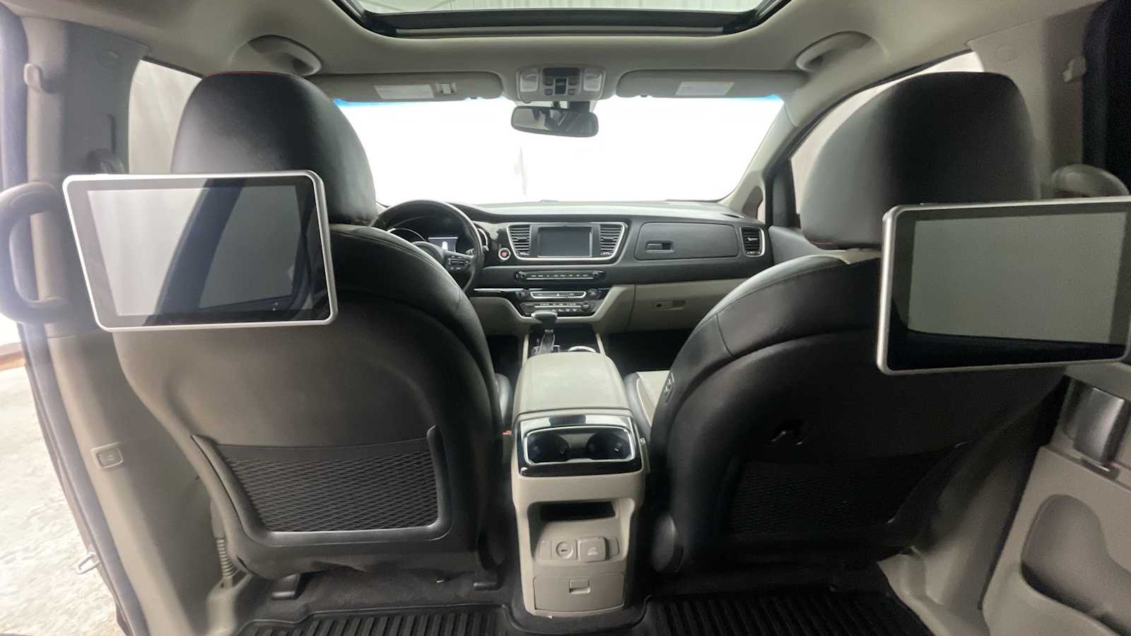 Thumbnail: 2020 Kia Sedona - 9