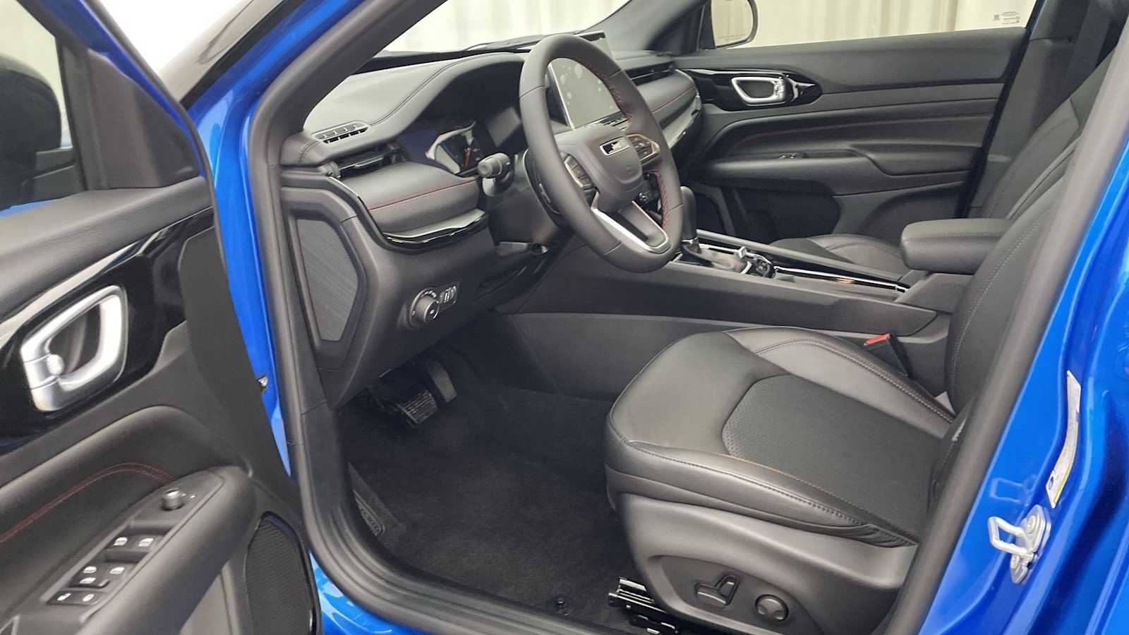 Thumbnail: 2026 Jeep Compass - 2