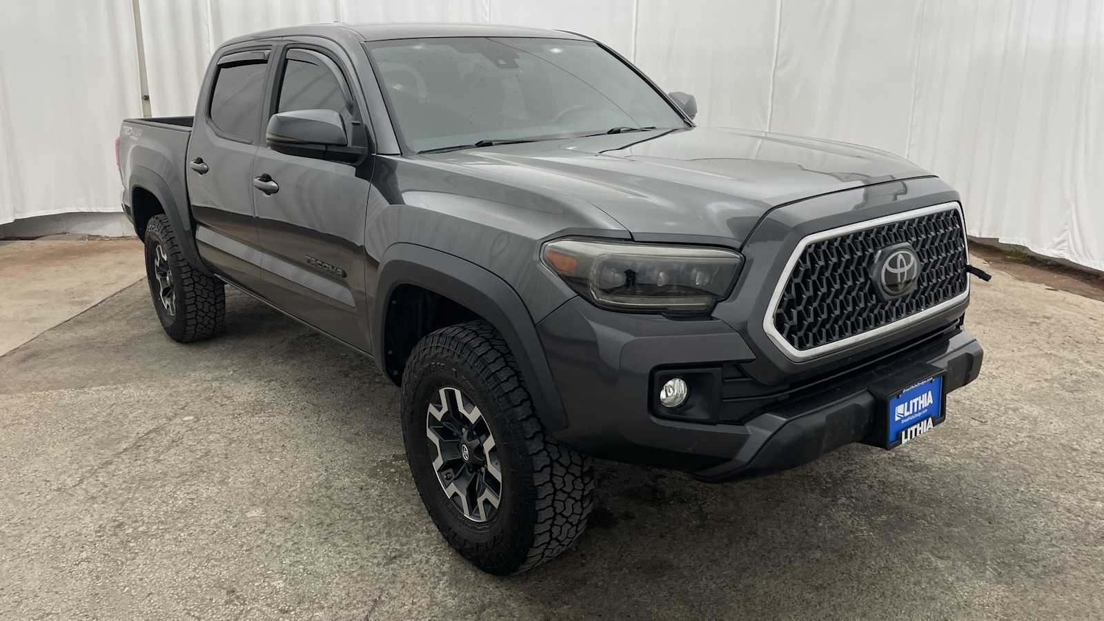Thumbnail: 2019 Toyota Tacoma - 34