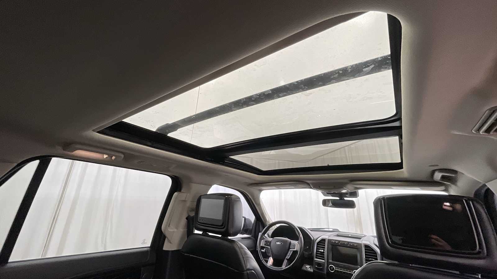 Thumbnail: 2019 Ford Expedition - 13