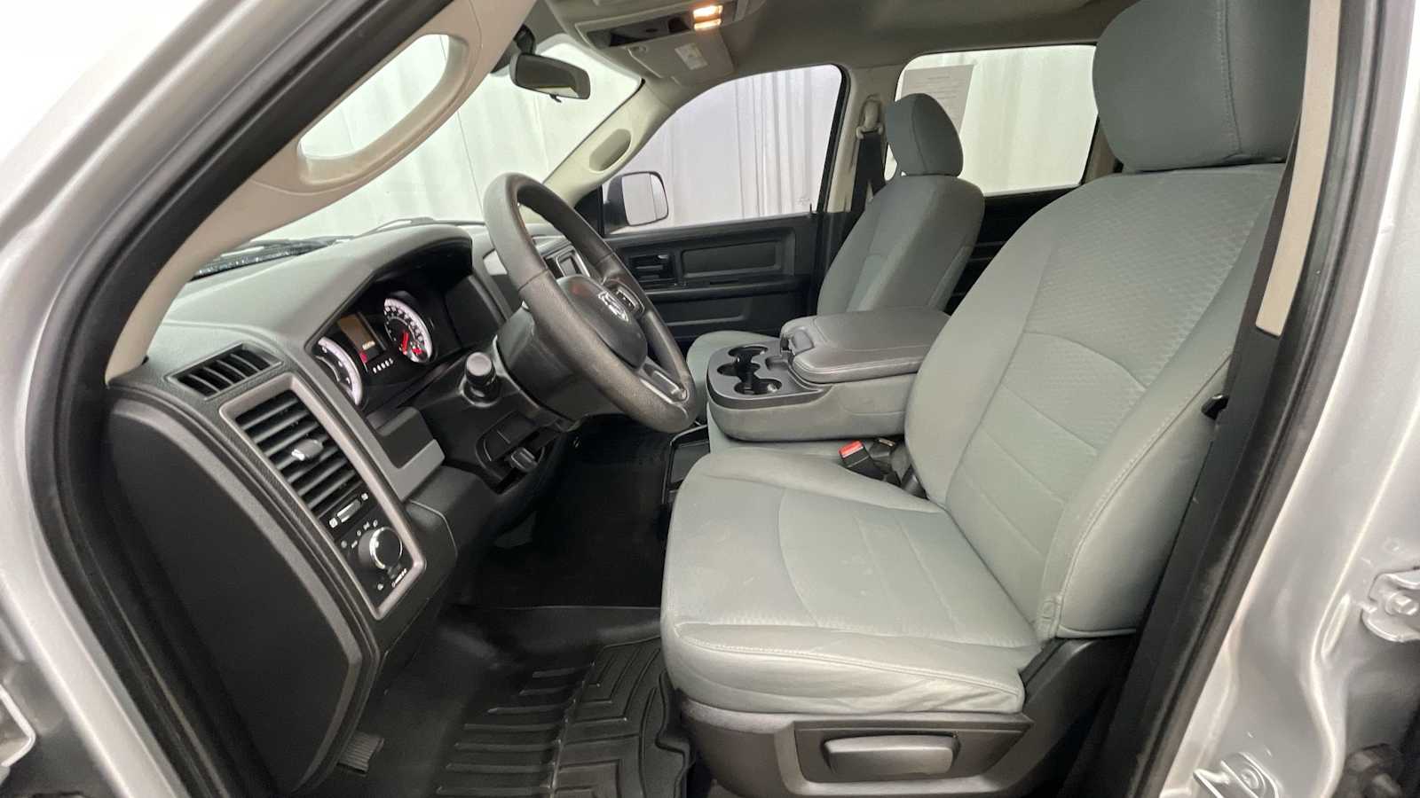 Thumbnail: 2017 RAM 1500 - 4