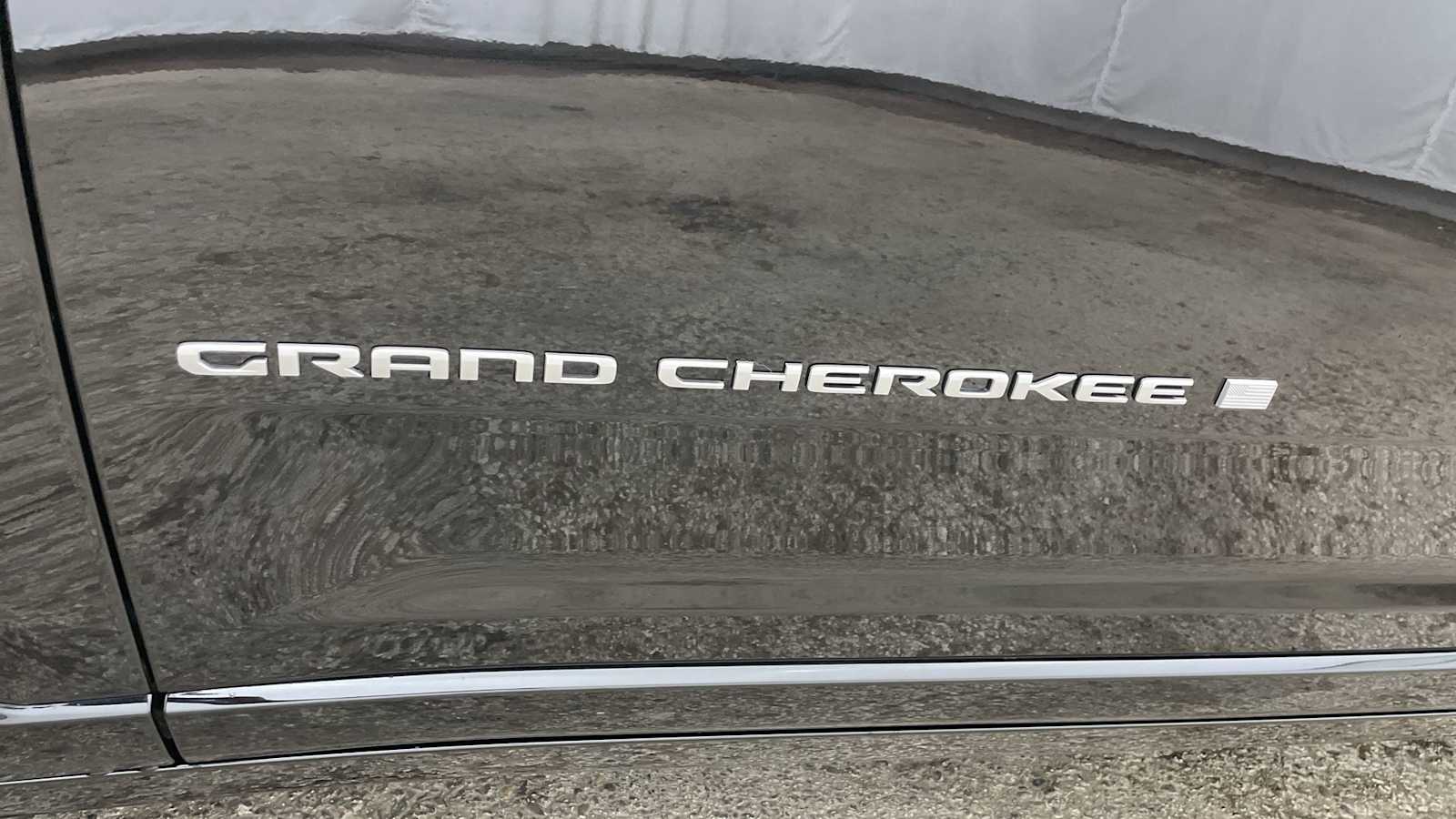 Thumbnail: 2025 Jeep Grand Cherokee - 45