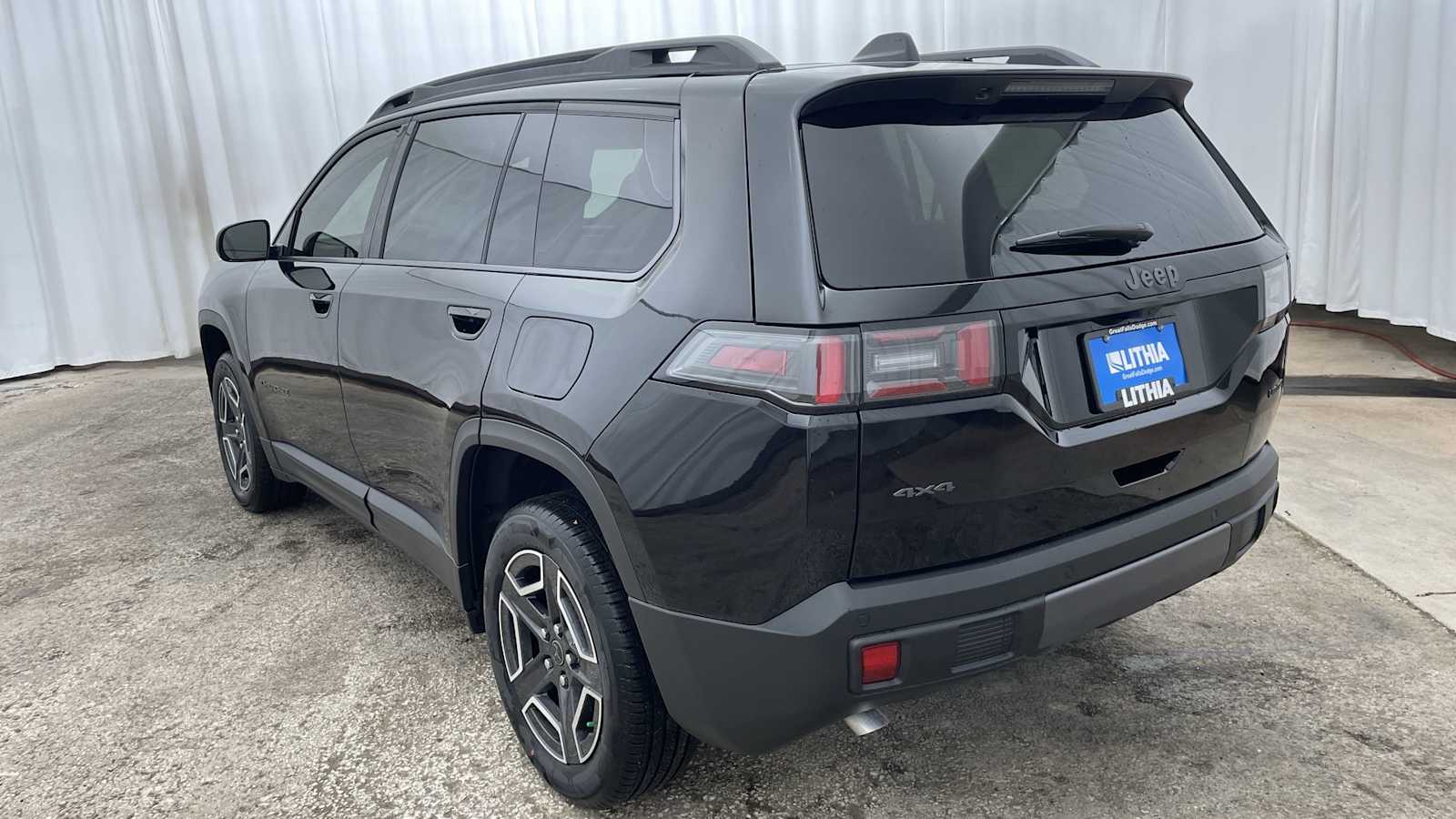 Thumbnail: 2026 Jeep Cherokee - 33