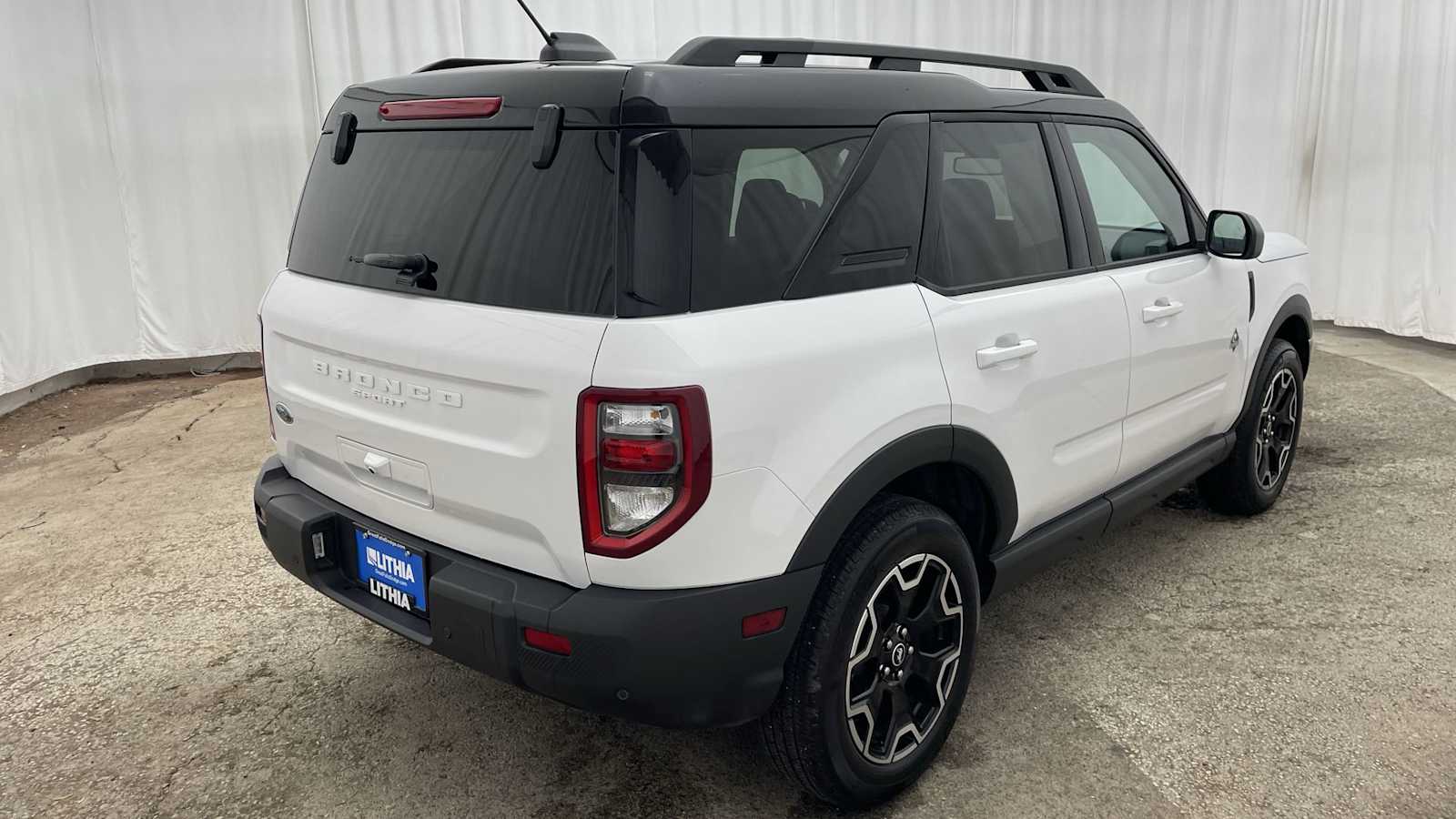 Thumbnail: 2025 Ford Bronco Sport - 32