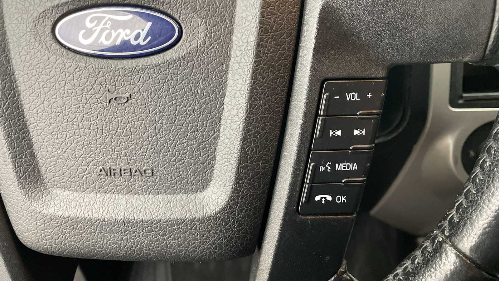 2017 Ford Expedition XLT 14