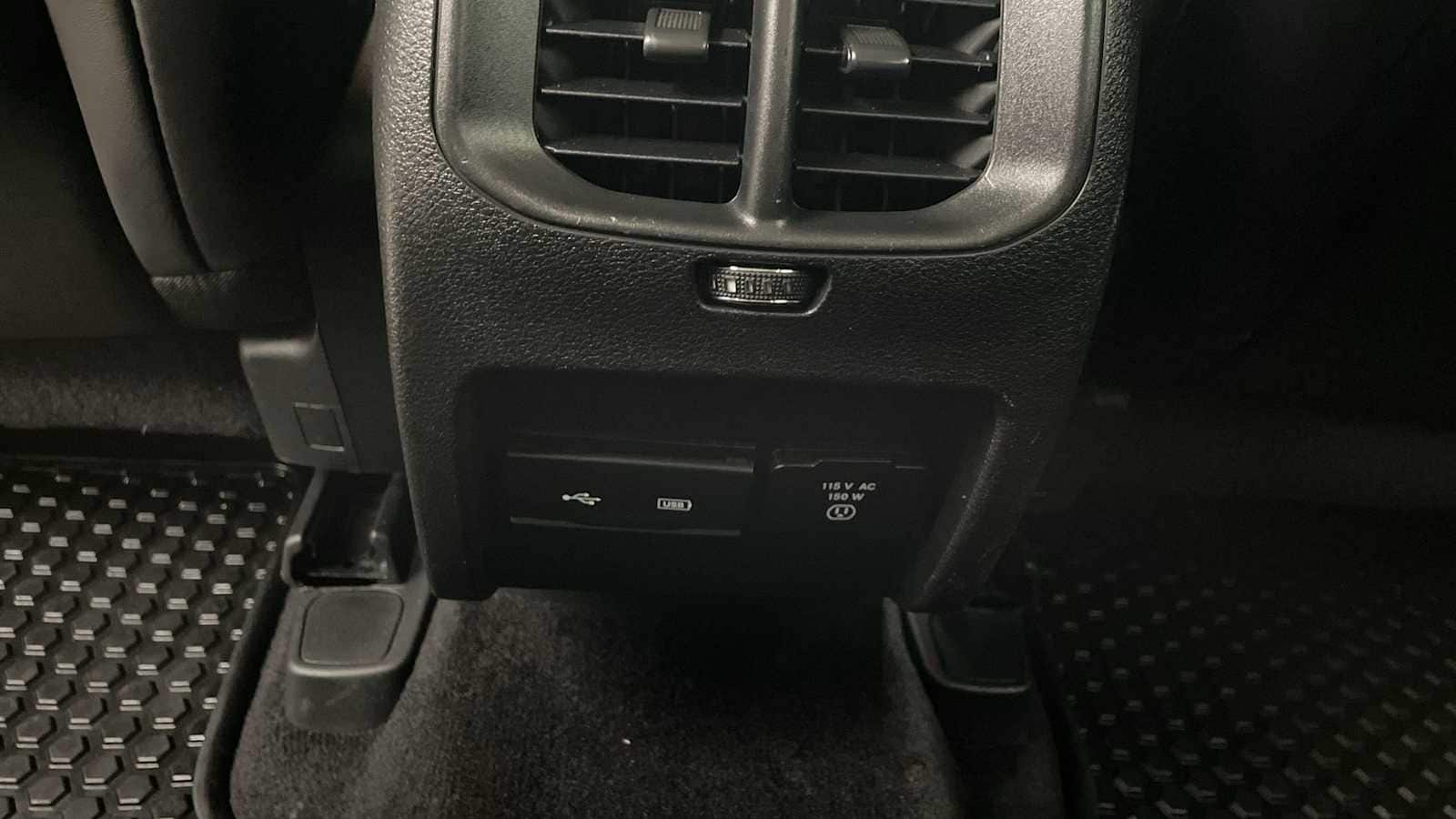 Thumbnail: 2019 Jeep Cherokee - 27