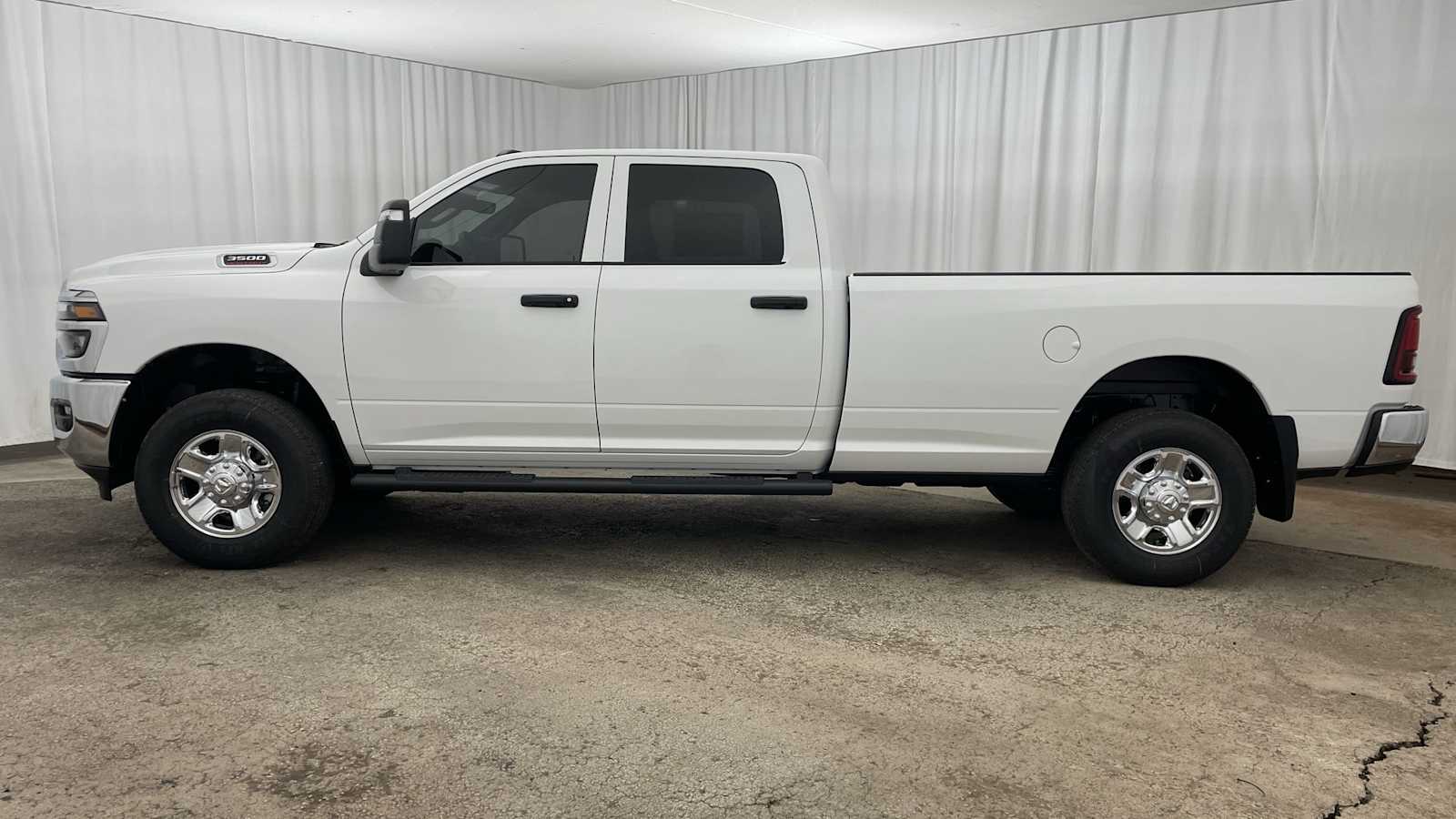 Thumbnail: 2026 RAM 3500 - 29