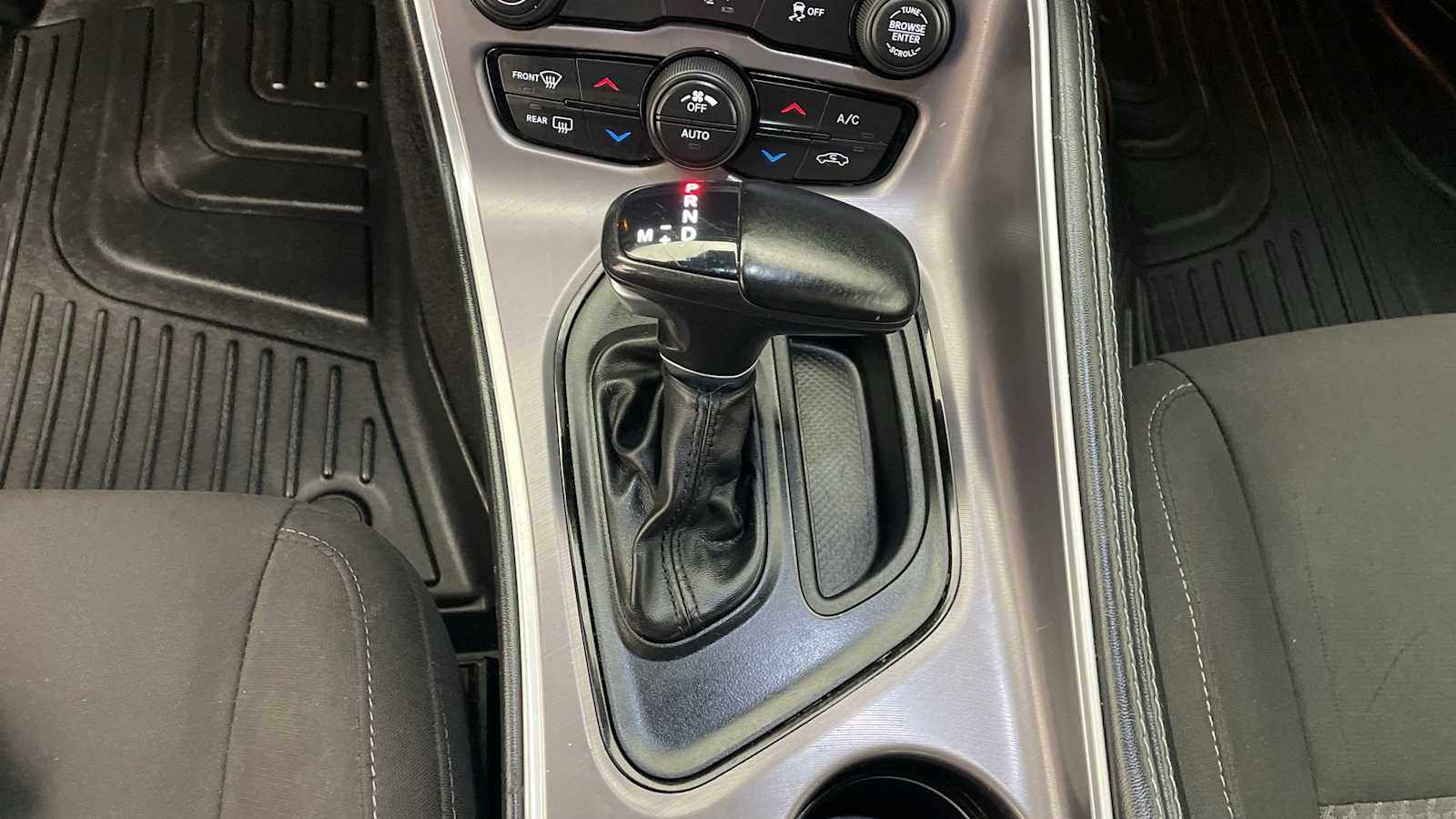 Photo 18