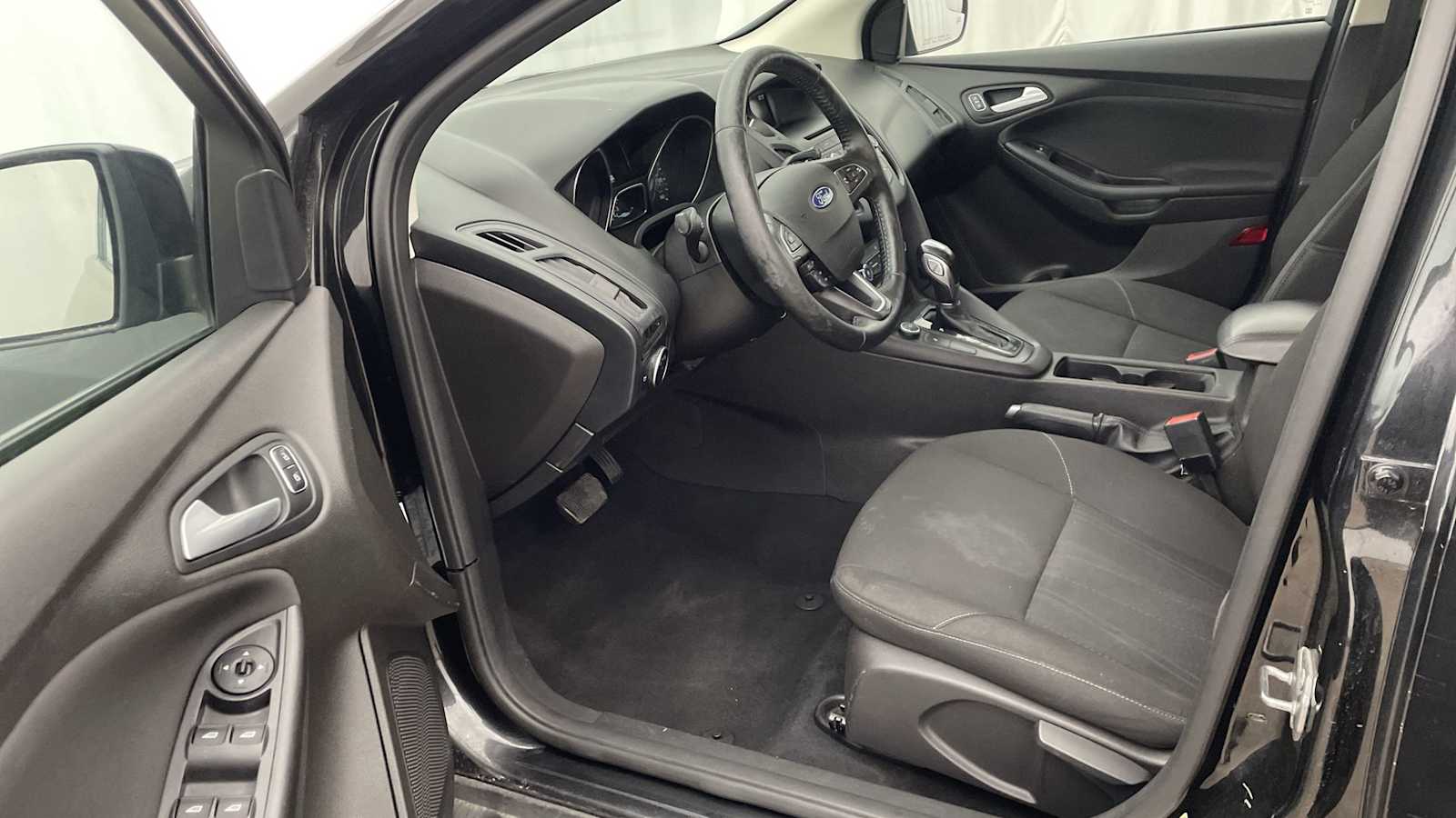 Used 2015 Ford Focus SE with VIN 1FADP3K28FL377900 for sale in Great Falls, MT