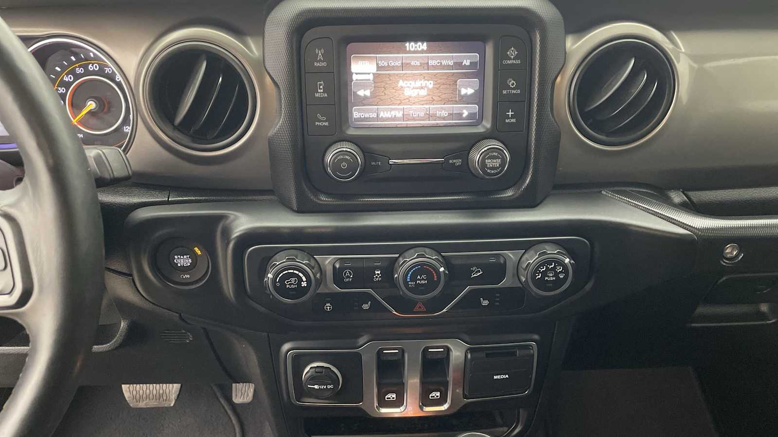 Thumbnail: 2020 Jeep Wrangler - 17