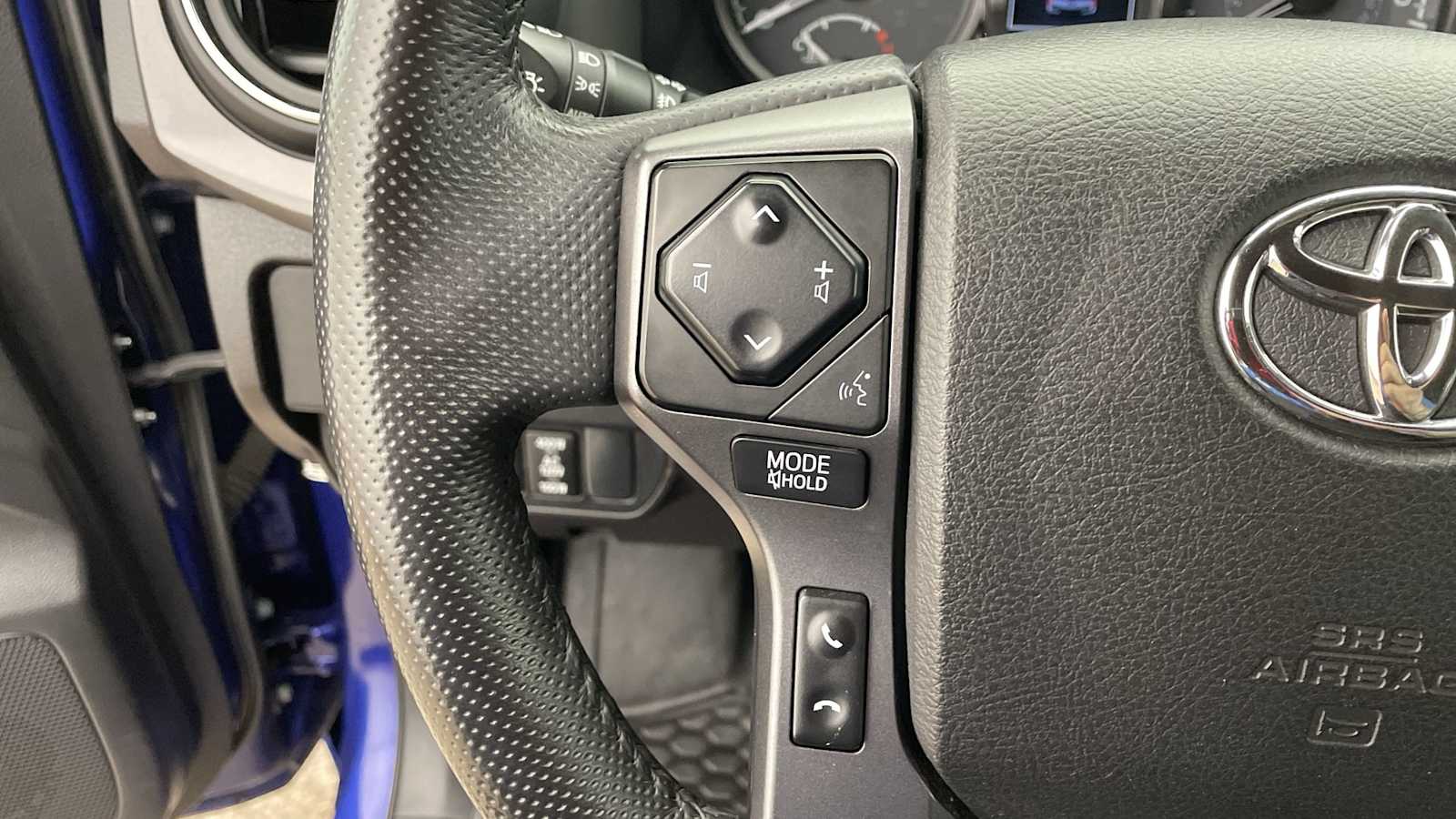 Thumbnail: 2023 Toyota Tacoma - 13