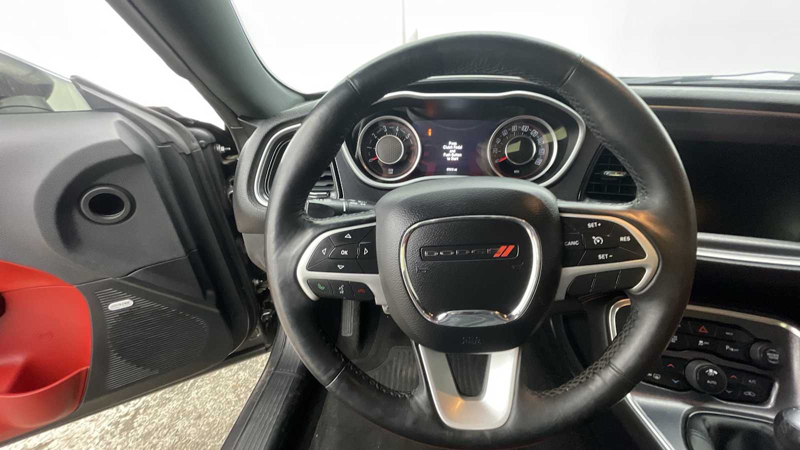 Thumbnail: 2015 Dodge Challenger - 12