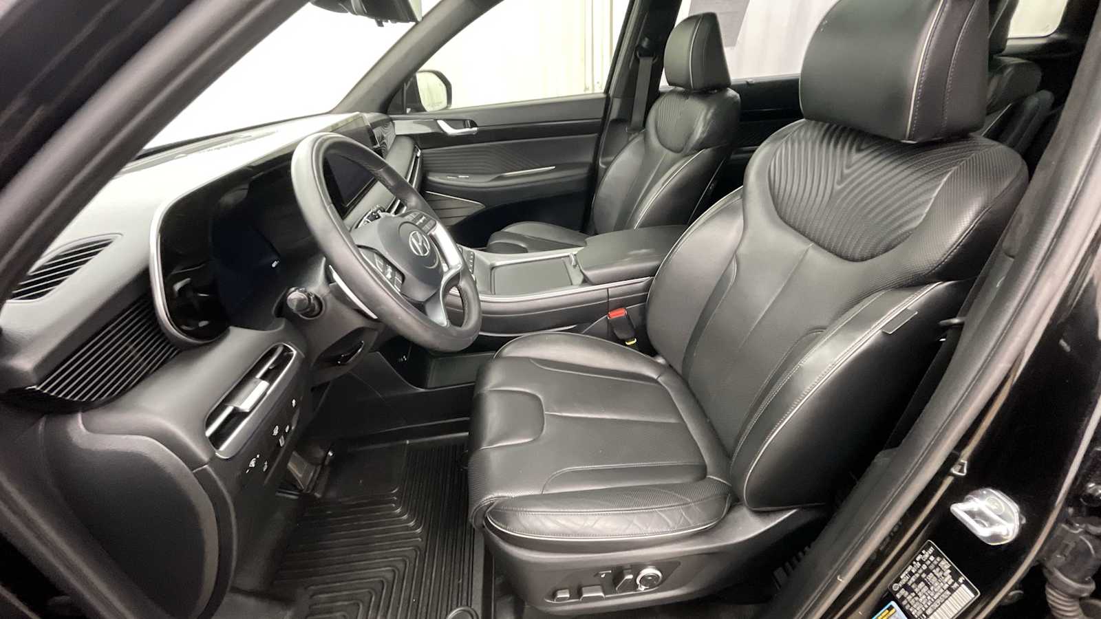 Thumbnail: 2023 Hyundai Palisade - 6