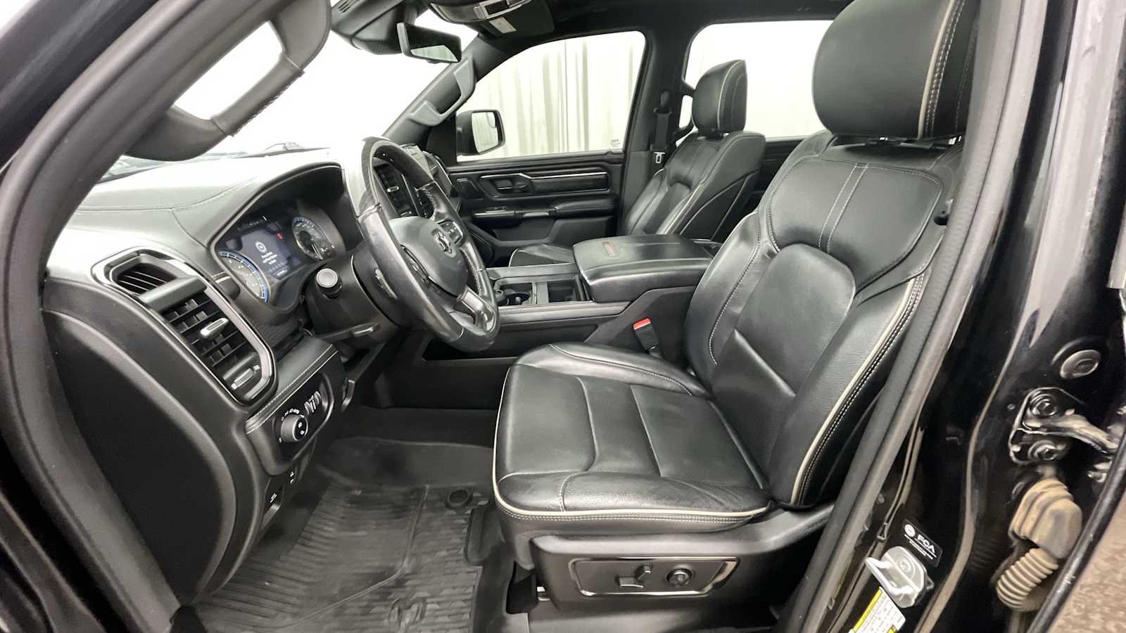 Thumbnail: 2022 RAM 1500 - 6