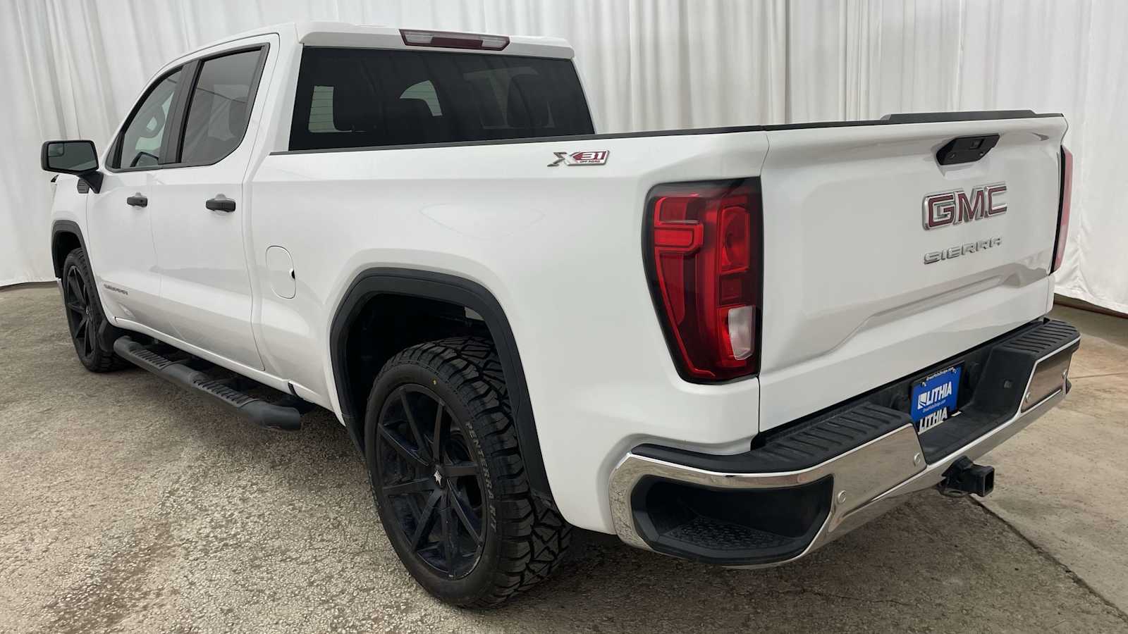 Thumbnail: 2019 GMC Sierra 1500 - 28