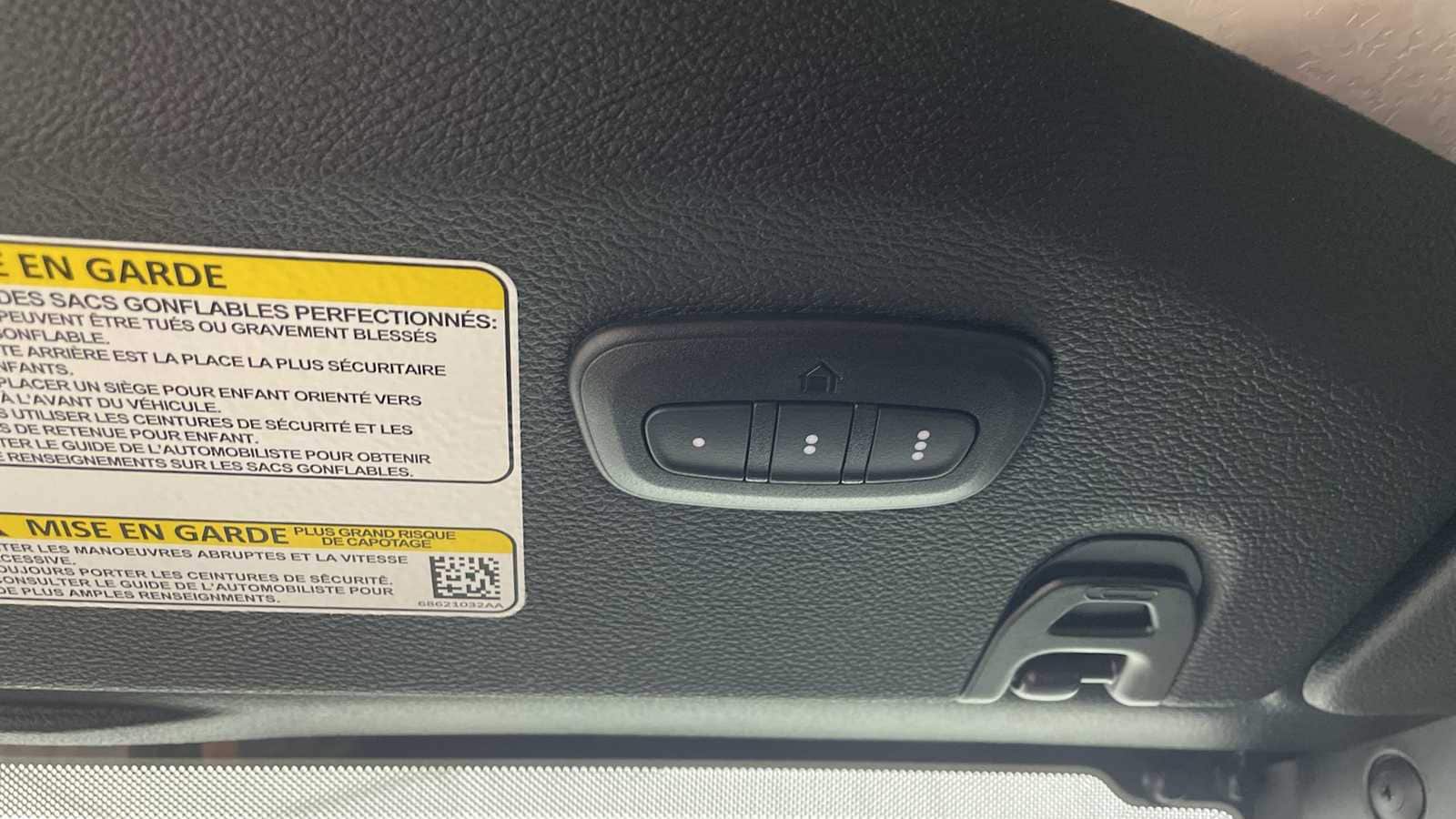 Thumbnail: 2025 Jeep Gladiator - 25