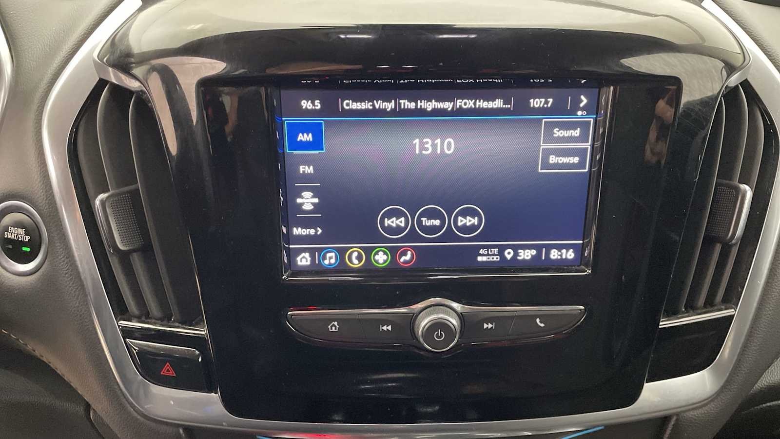 Thumbnail: 2020 Chevrolet Traverse - 18