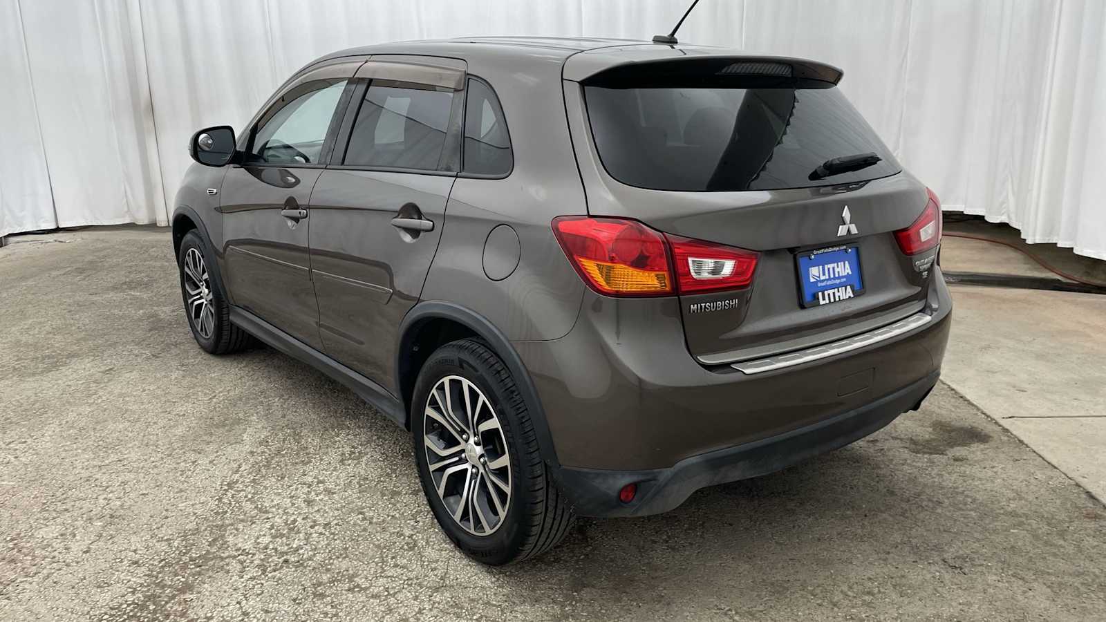 Thumbnail: 2016 Mitsubishi Outlander Sport - 27