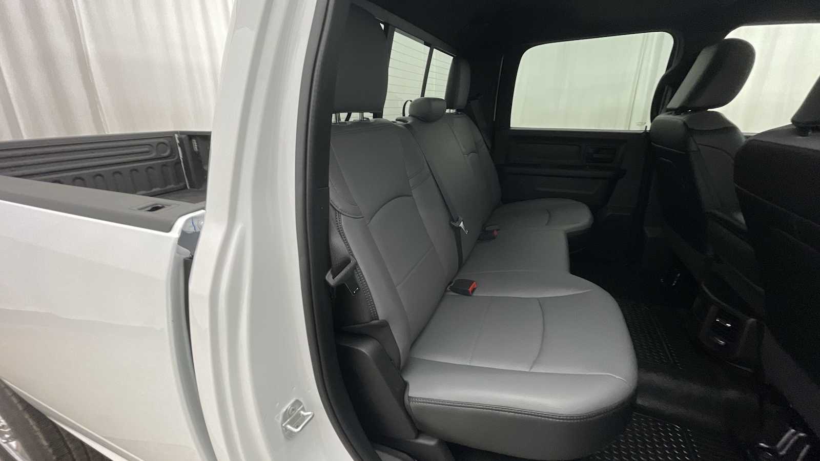 Thumbnail: 2026 RAM 3500 - 10