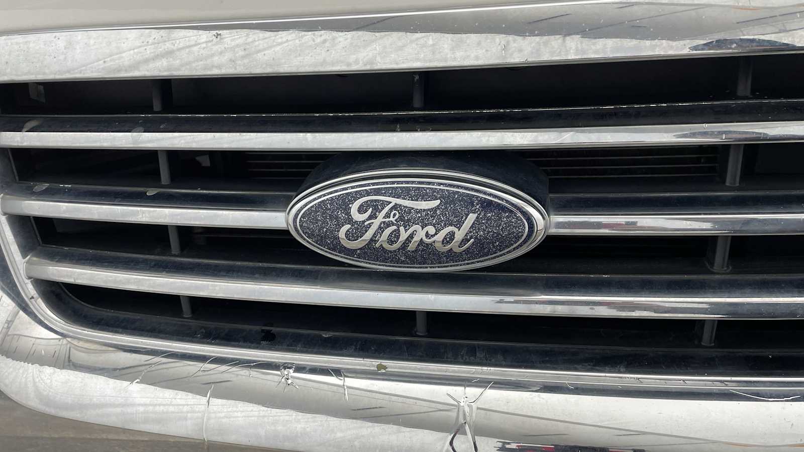 Thumbnail: 2008 Ford Explorer Sport Trac - 36