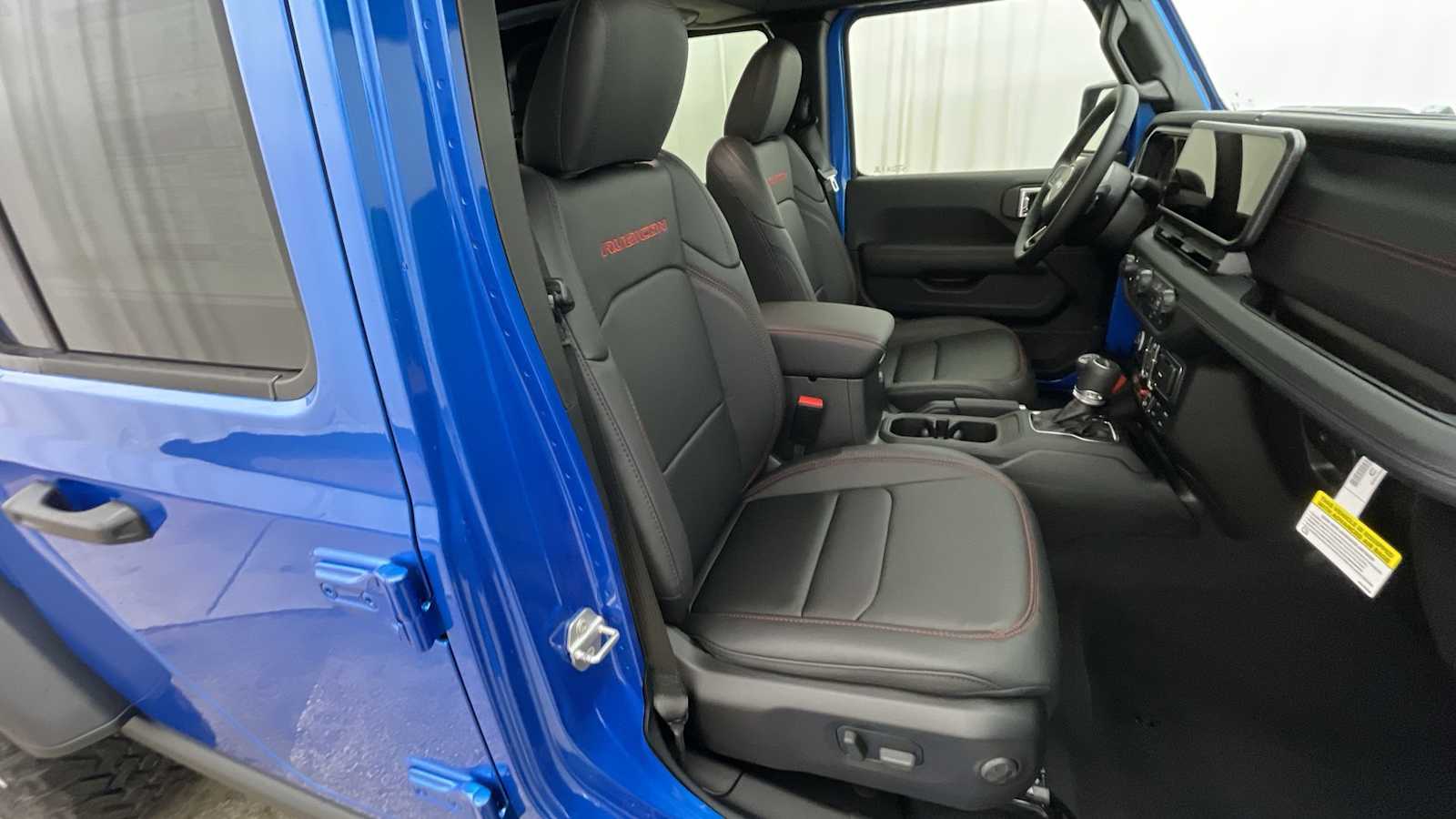 Thumbnail: 2026 Jeep Gladiator - 11