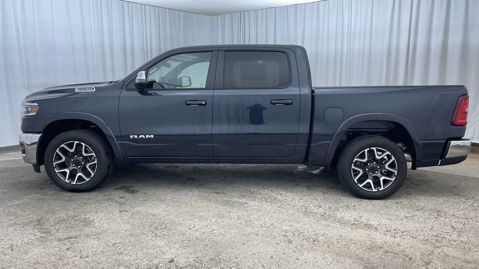 Thumbnail: 2026 RAM 1500 - 32