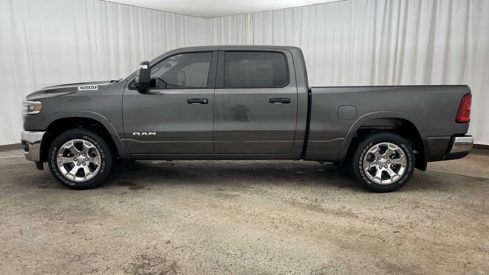 Thumbnail: 2026 RAM 1500 - 31