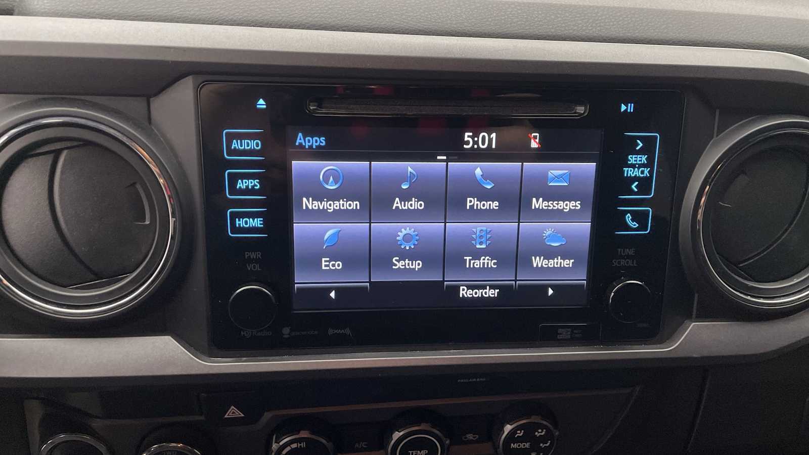 Thumbnail: 2019 Toyota Tacoma - 24