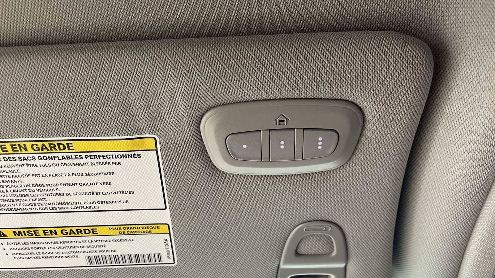 Thumbnail: 2022 Jeep Compass - 23