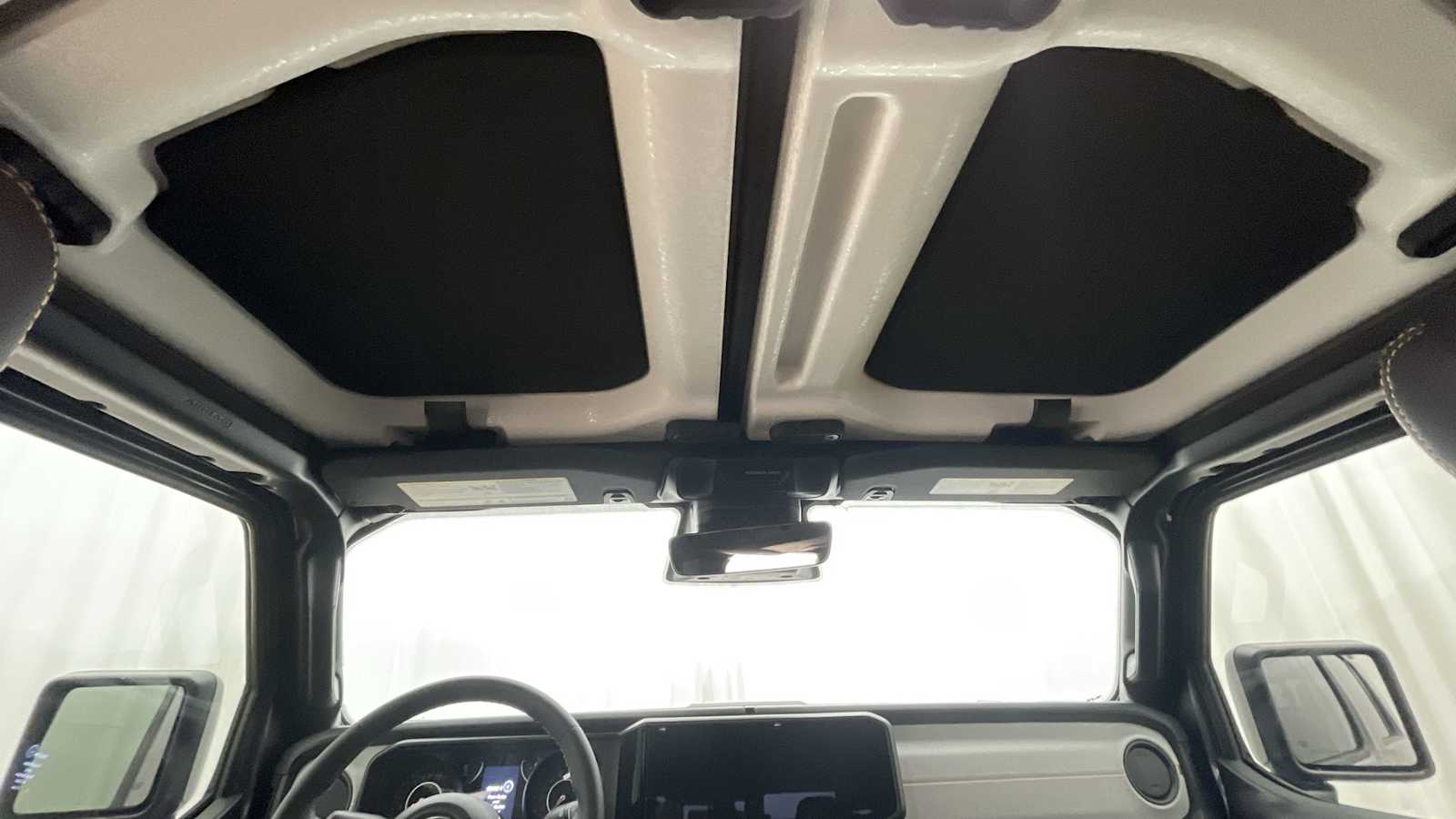 Thumbnail: 2026 Jeep Gladiator - 9