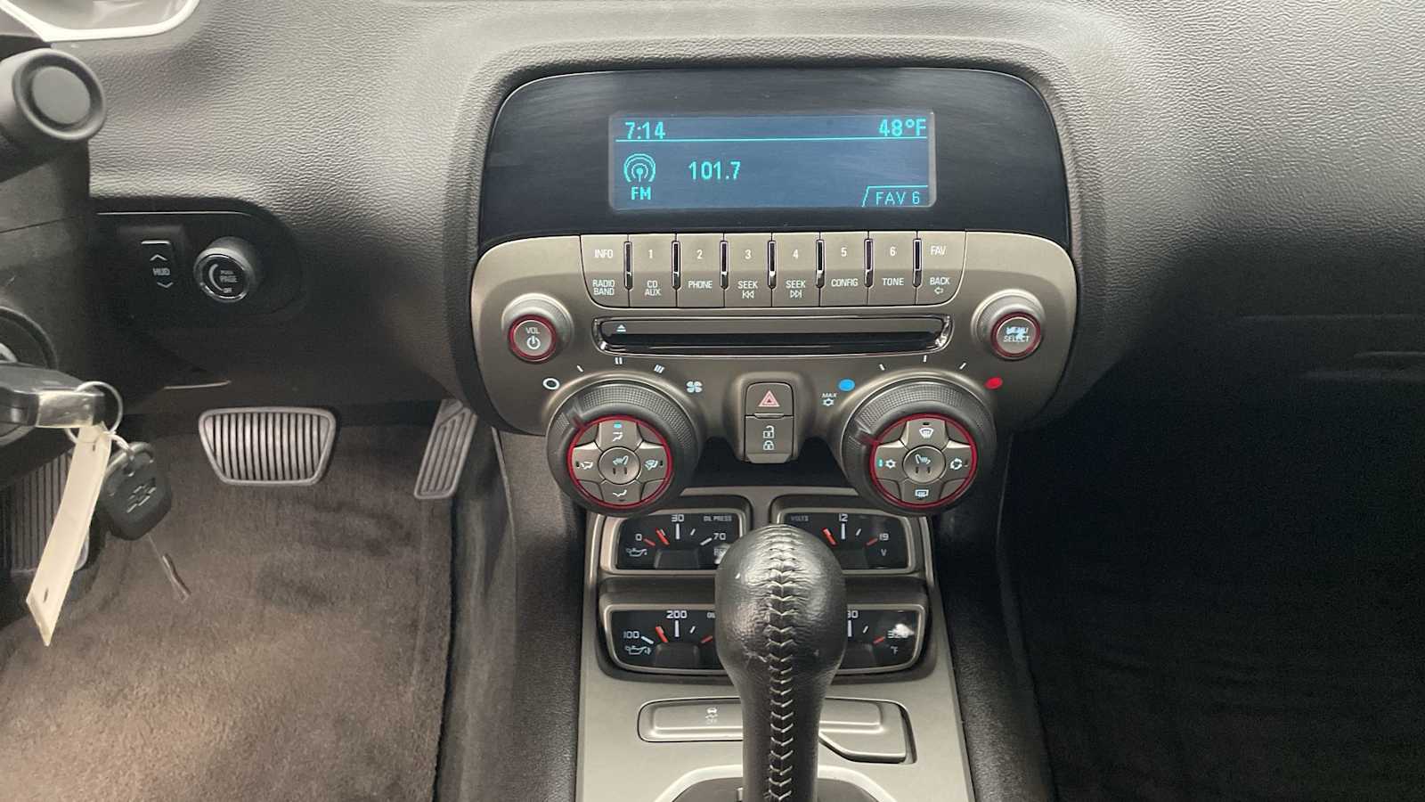 Thumbnail: 2011 Chevrolet Camaro - 16