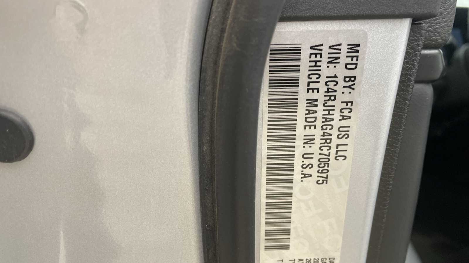 Thumbnail: 2024 Jeep Grand Cherokee - 28