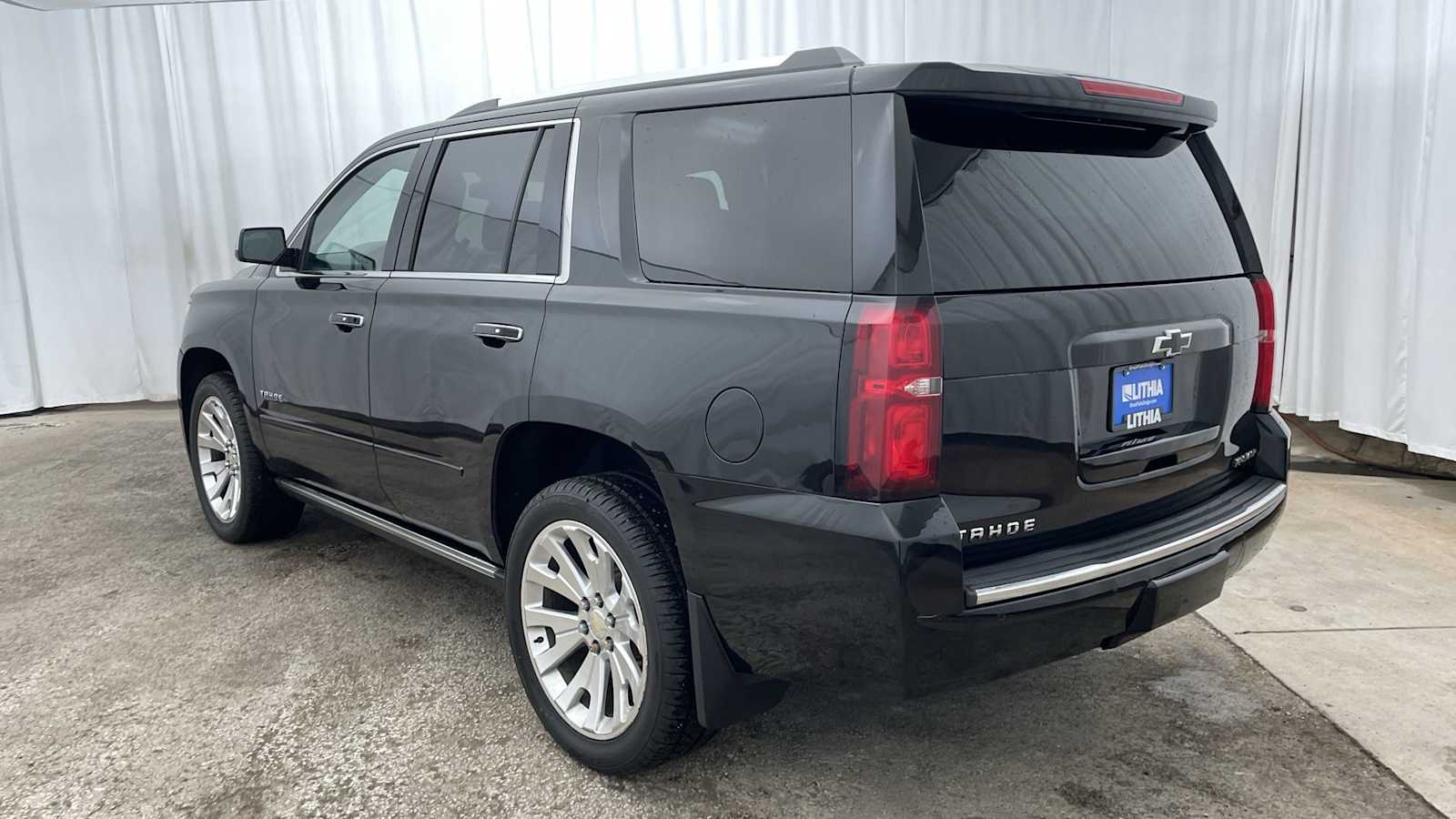 Thumbnail: 2019 Chevrolet Tahoe - 34