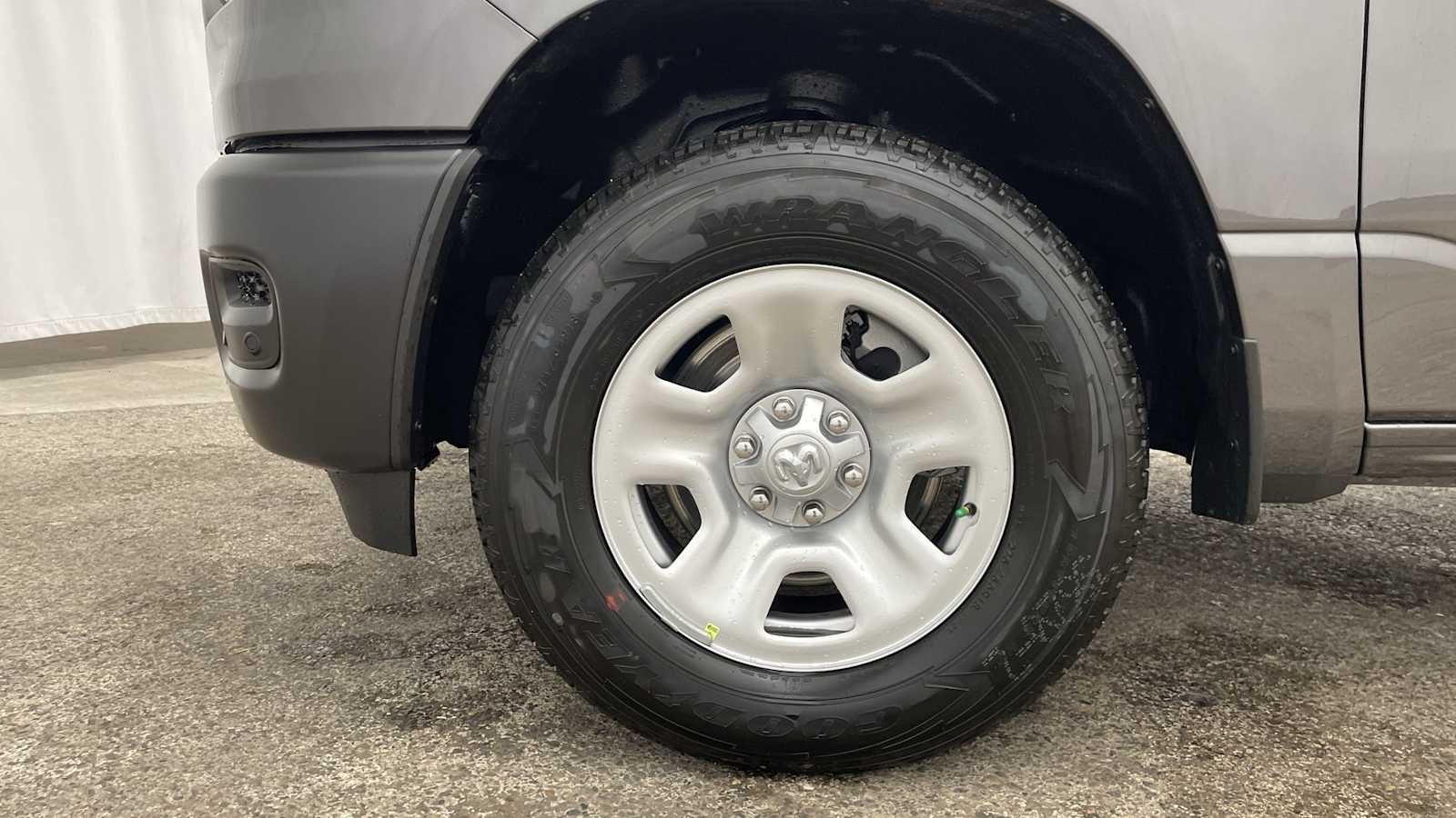 Thumbnail: 2025 RAM 1500 - 37